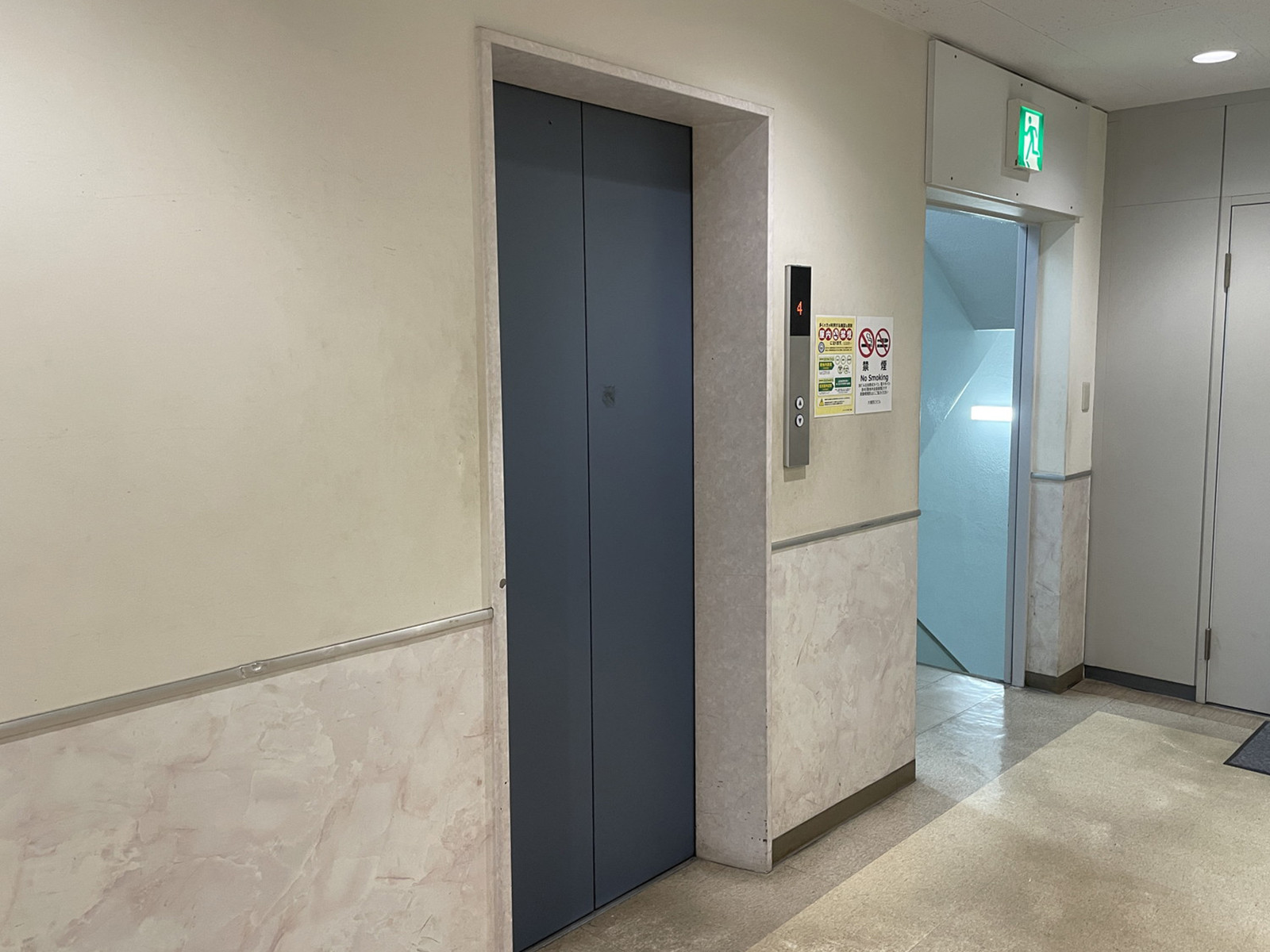 エレベーター(1基)