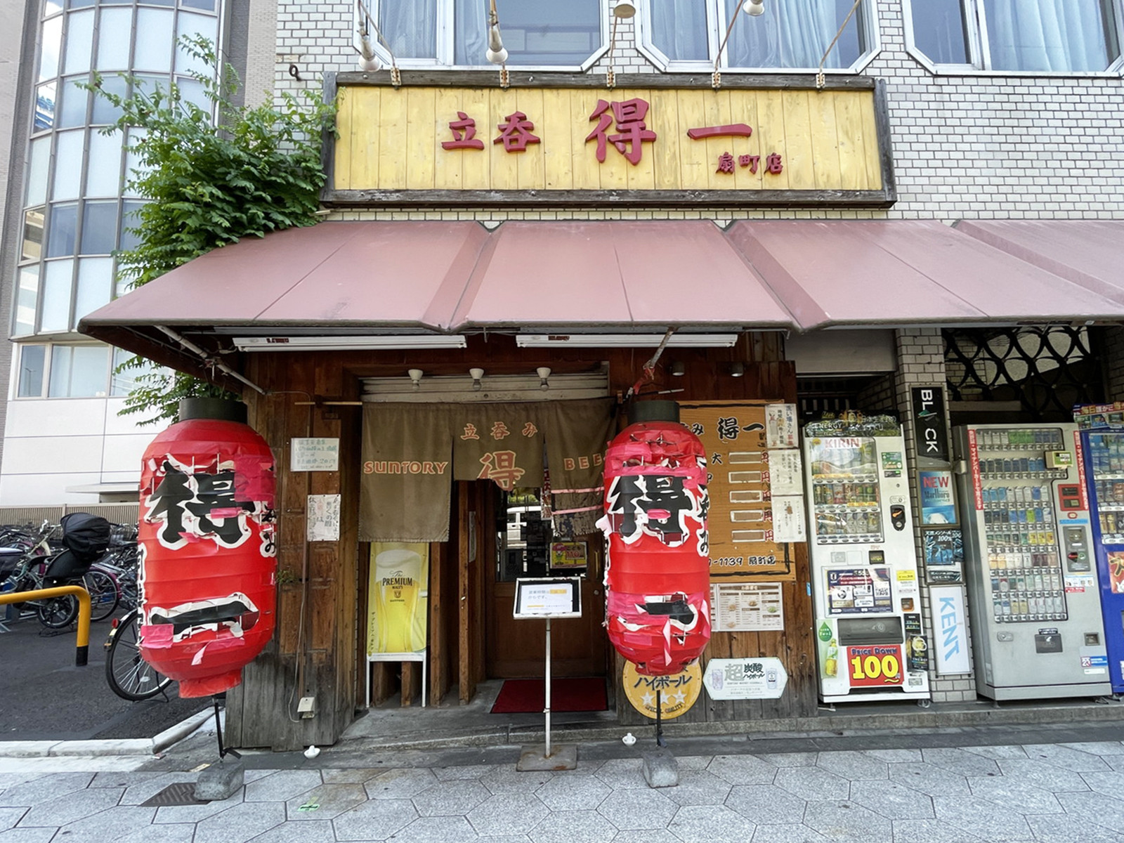 1階の飲食店