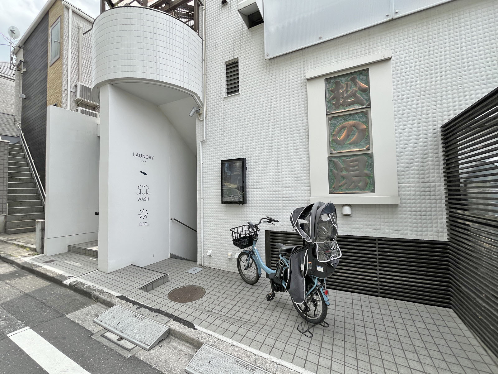 1階テナントの様子