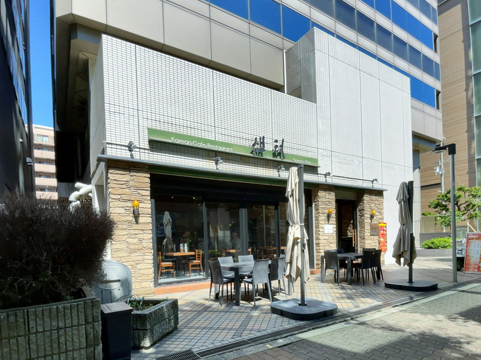 1階の飲食店