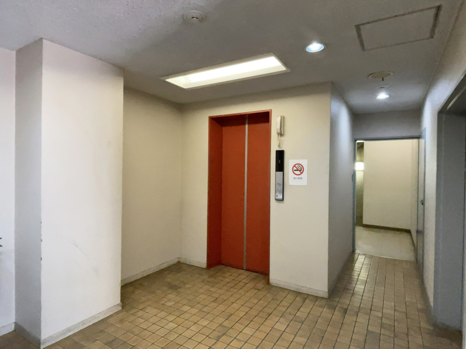 エレベーター(1基)