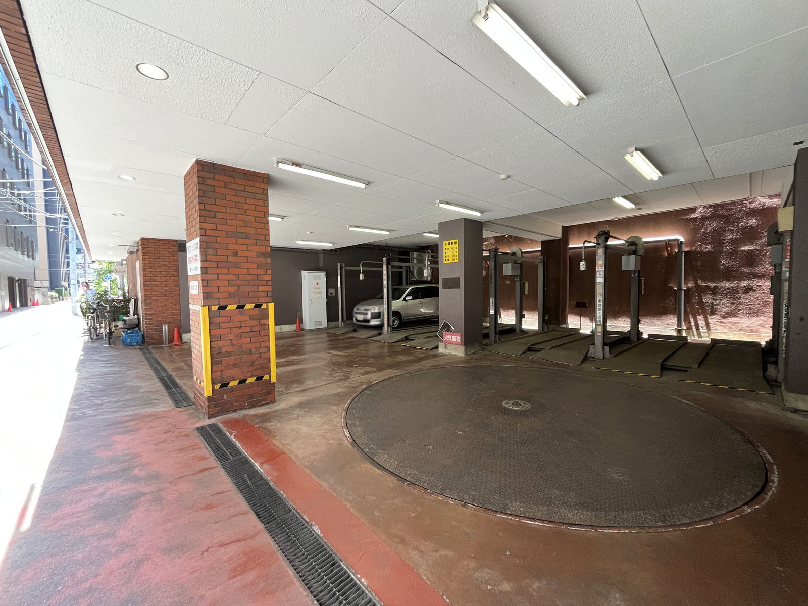 駐車場