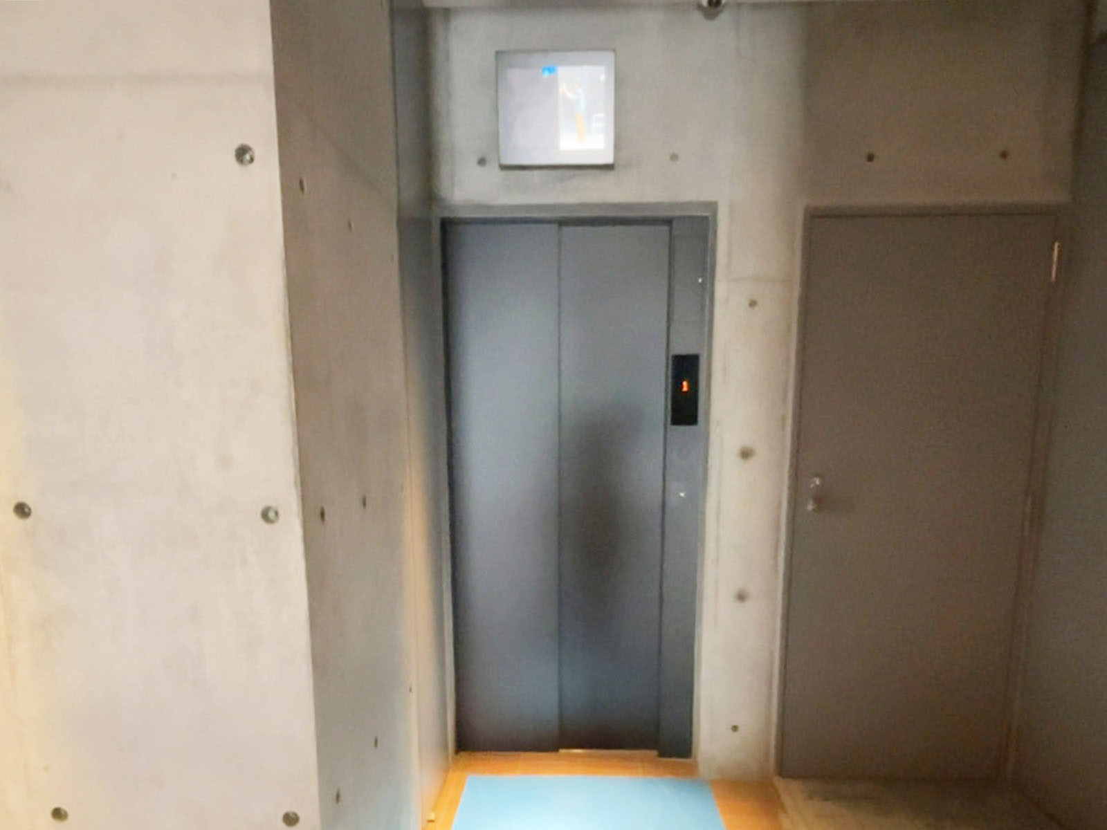 エレベーター
