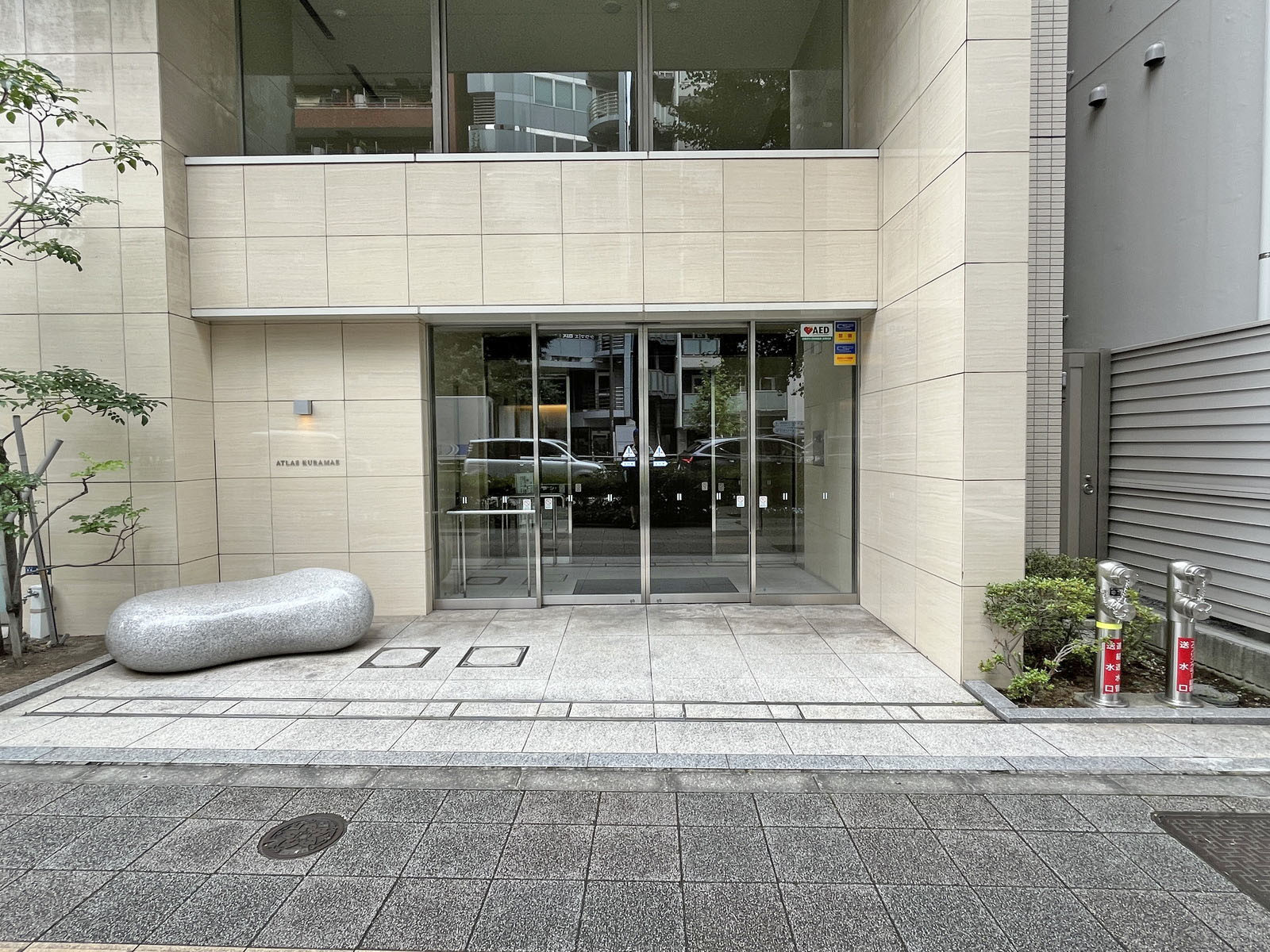 建物出入口