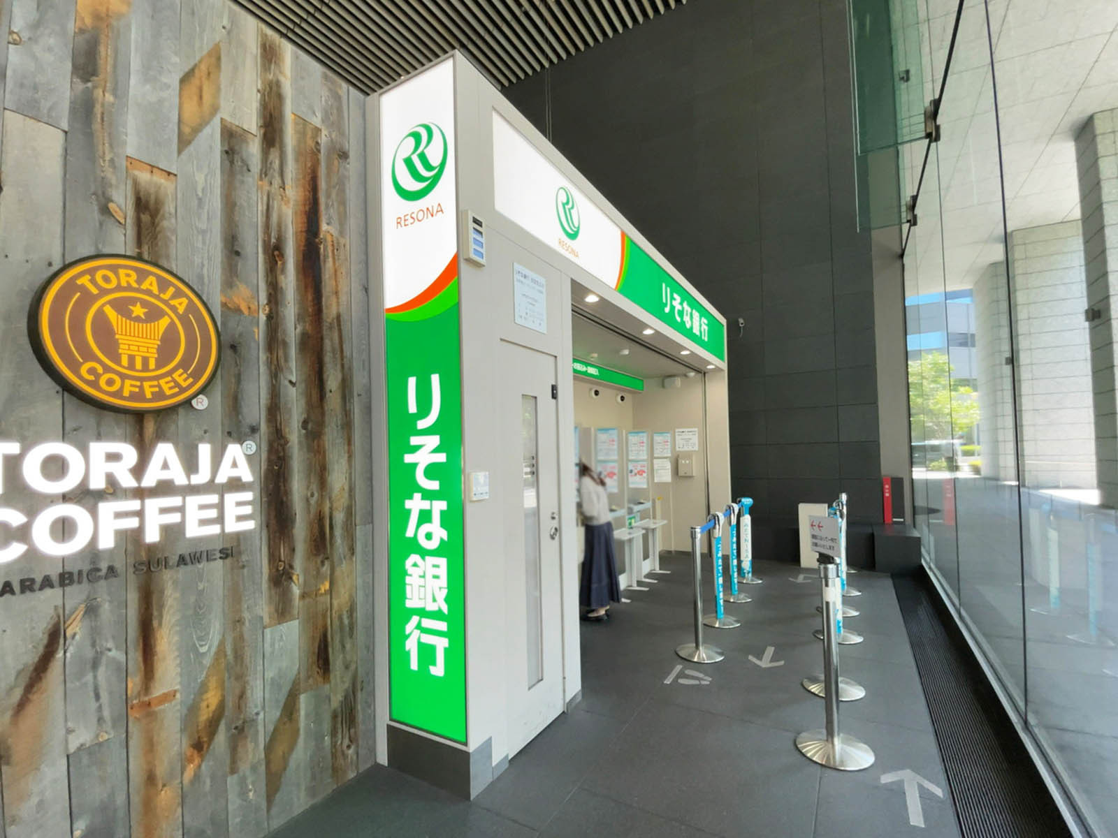 1階のりそな銀行ATM