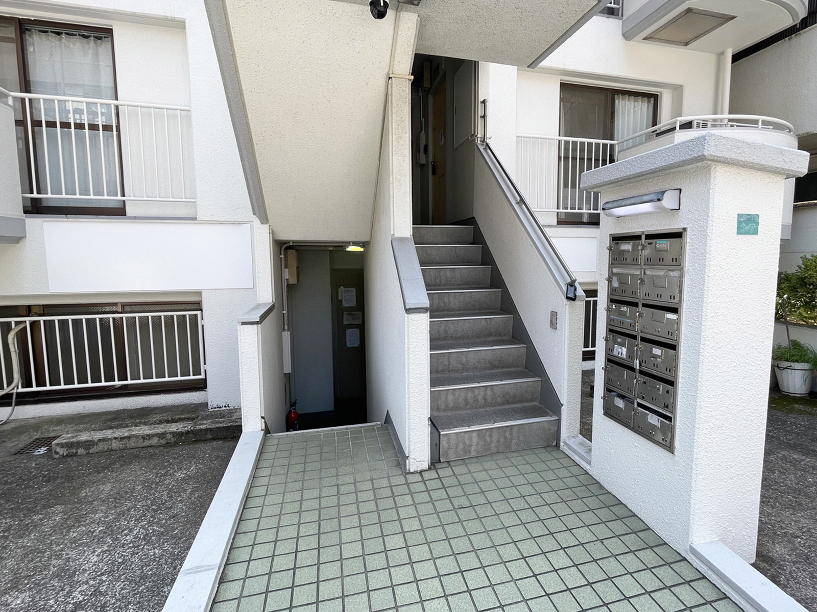 建物出入口