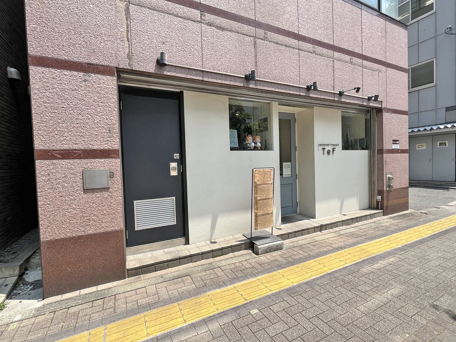 1階の飲食店