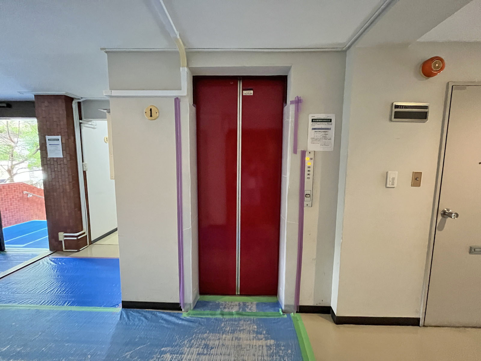エレベーター(1基)