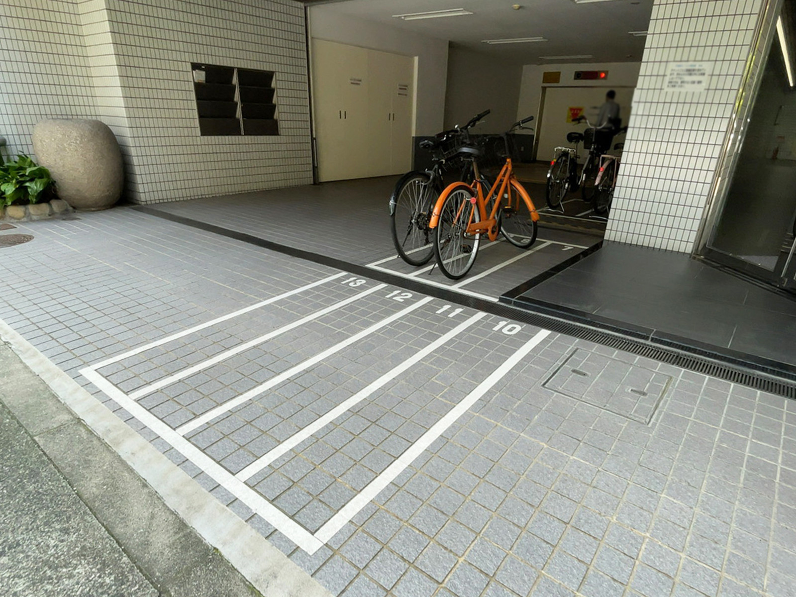 駐輪場