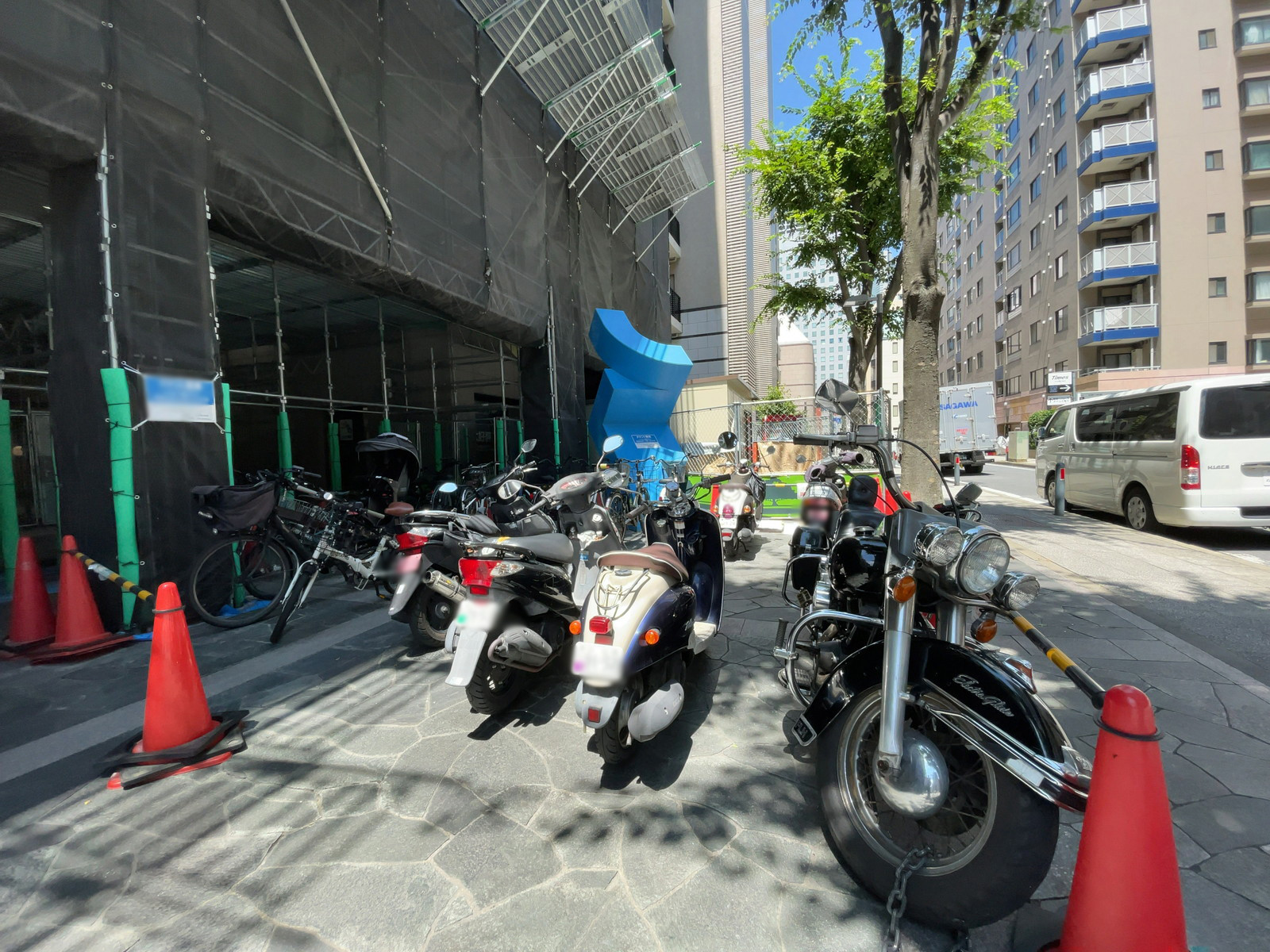 バイク駐車場
