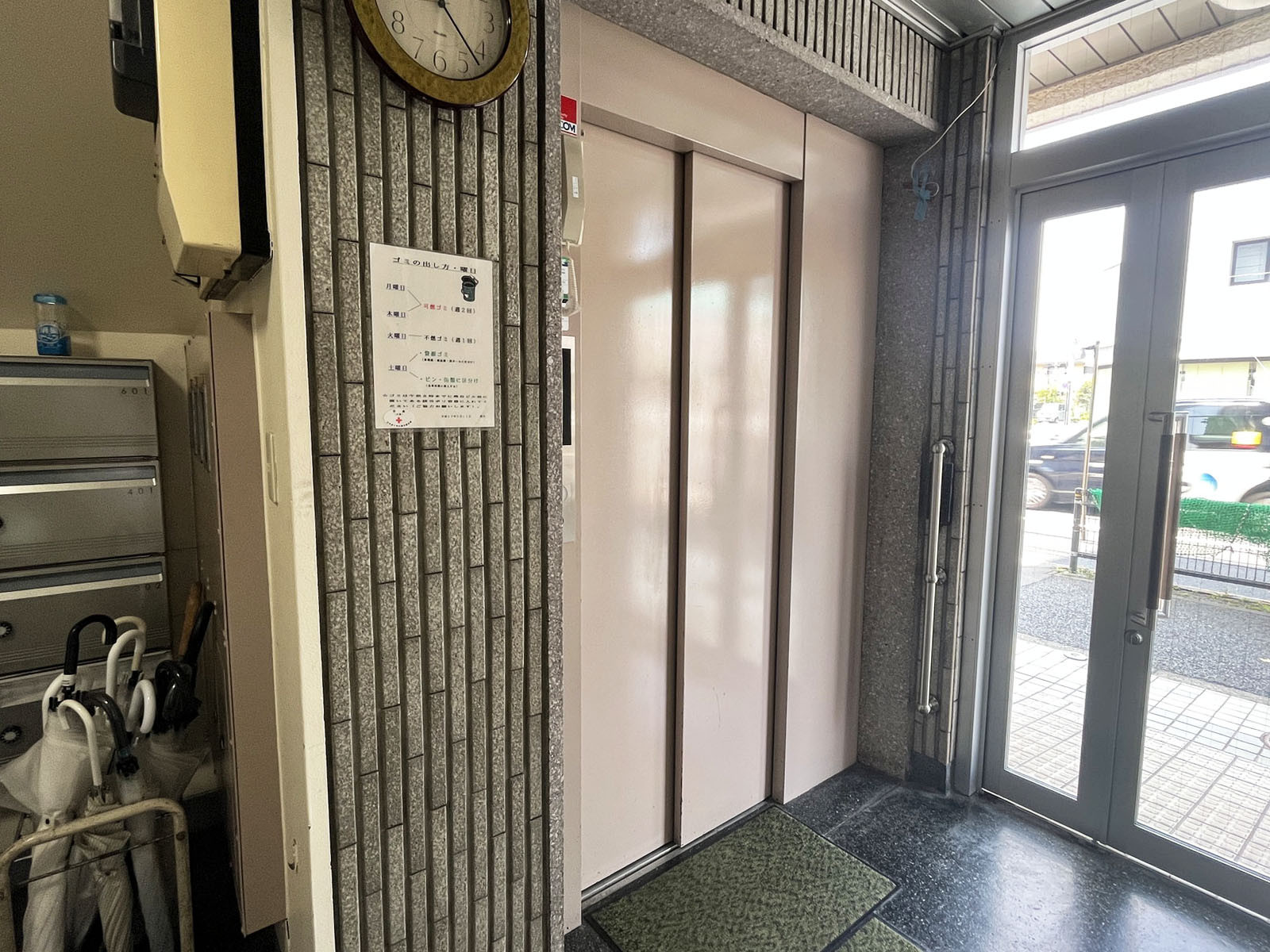エレベーター(1基)