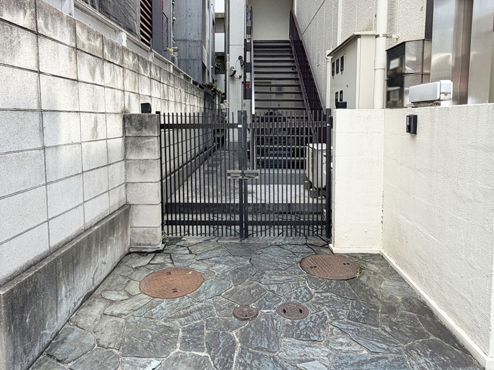 建物出入口