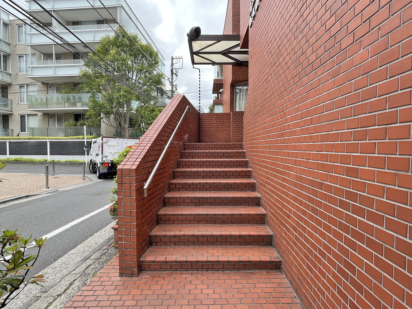 建物出入口