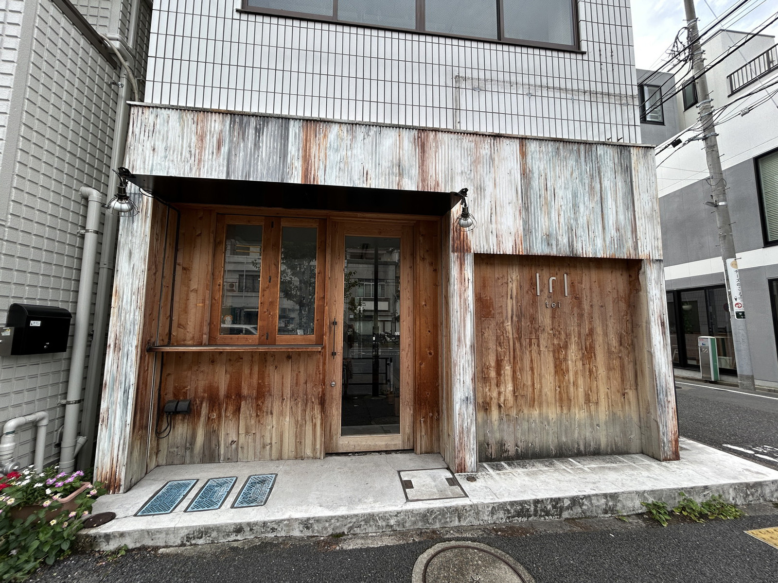 1階テナント