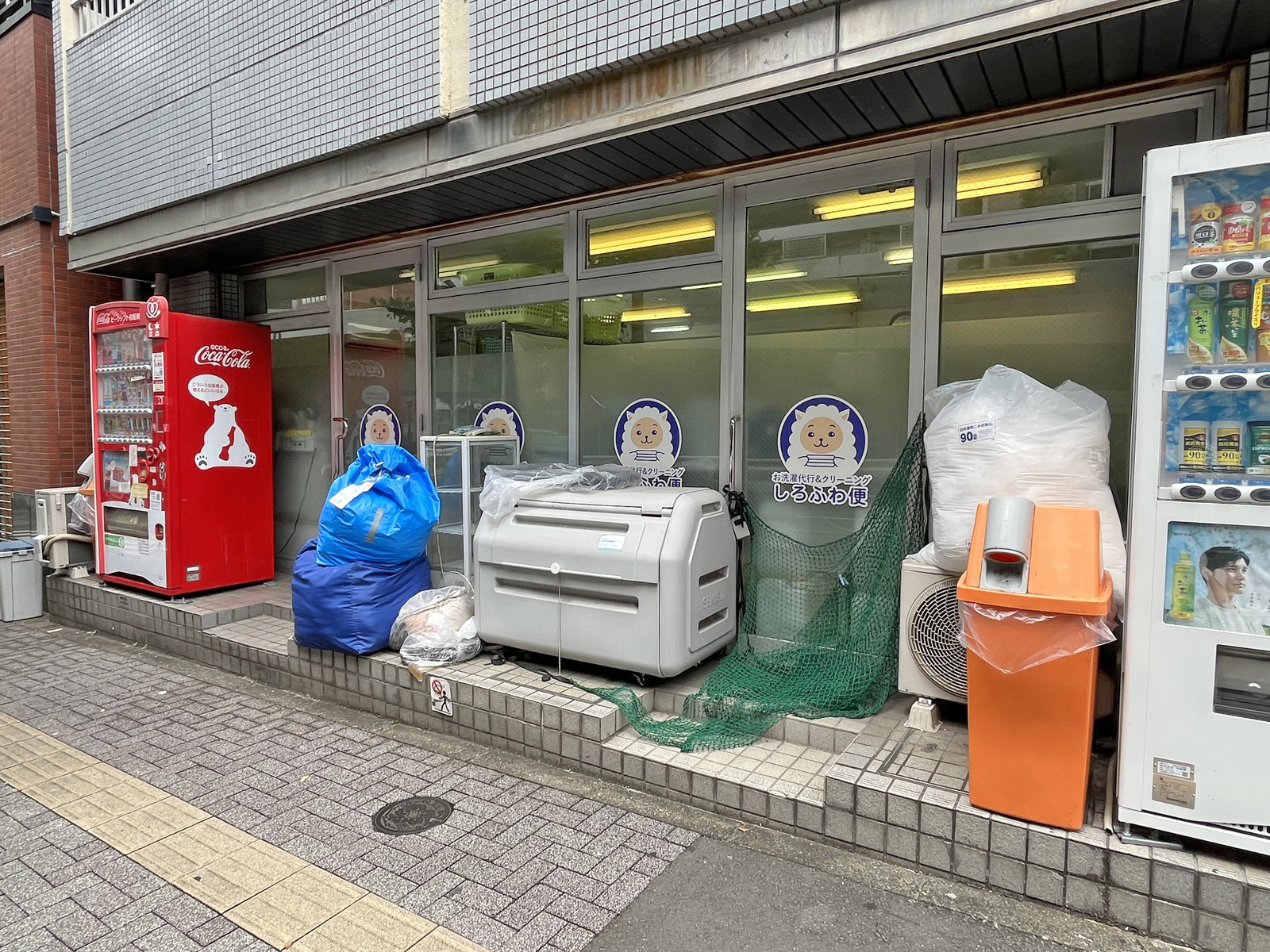 1階テナントの様子