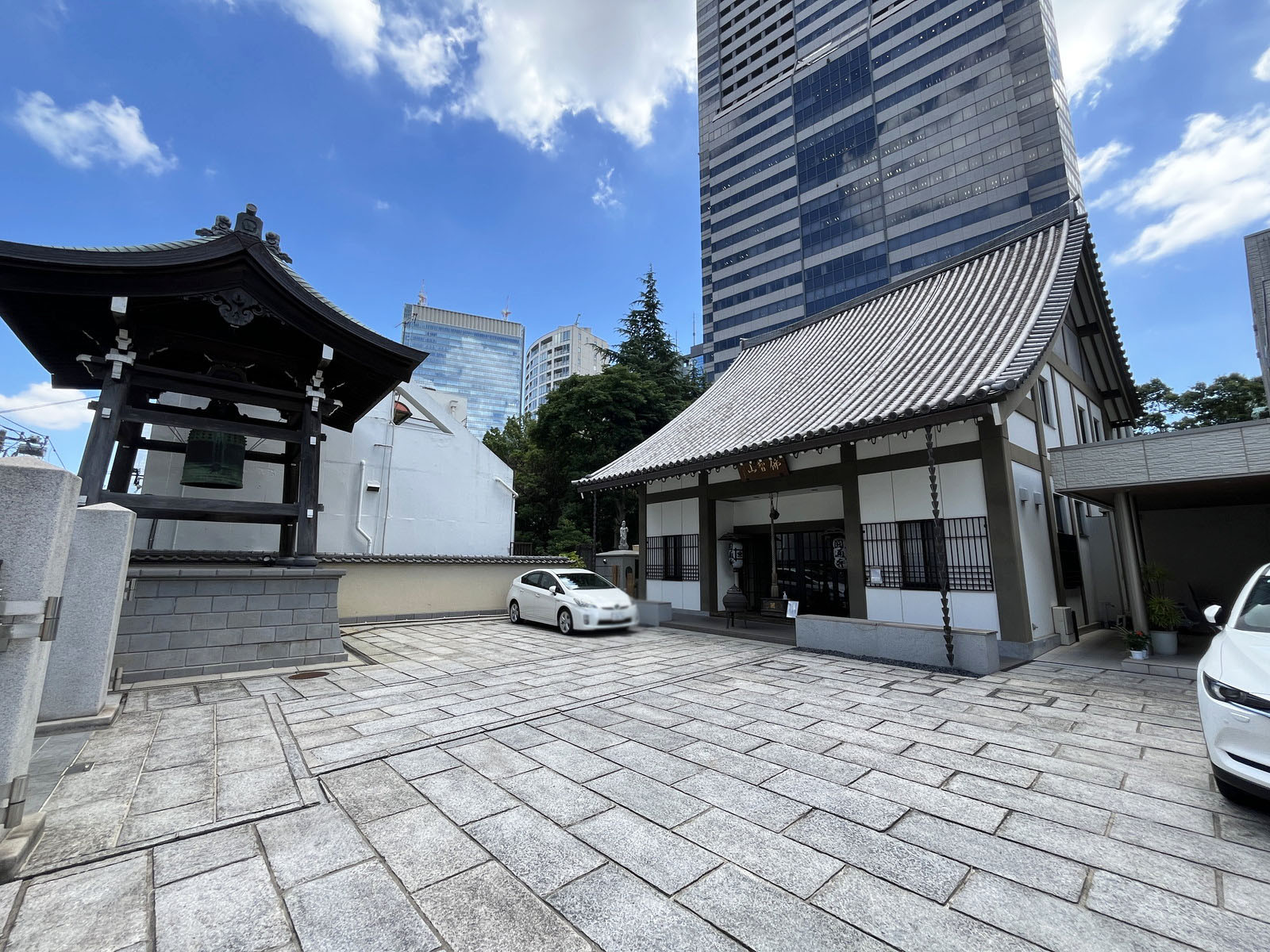 併設している圓通寺