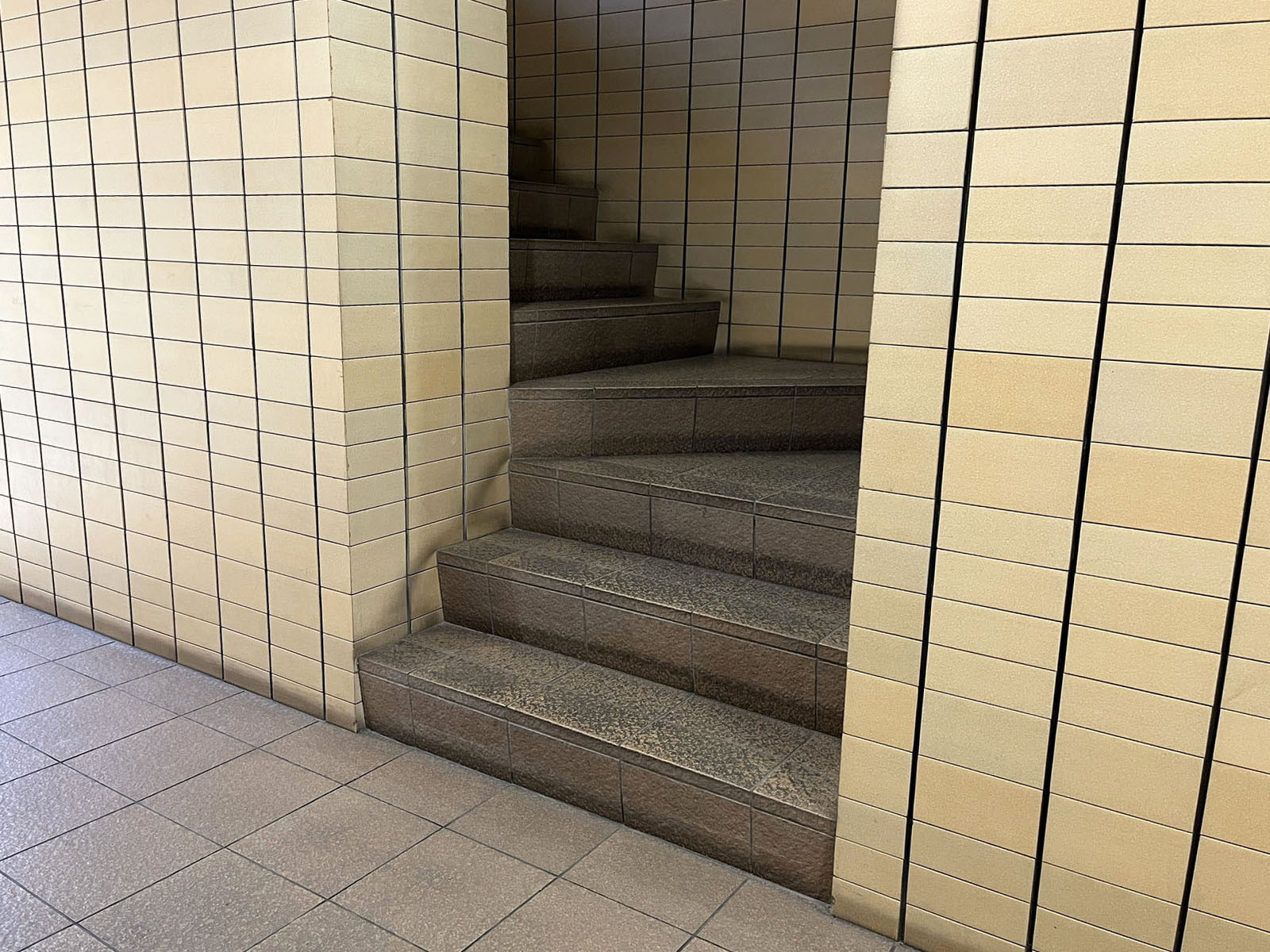 内階段