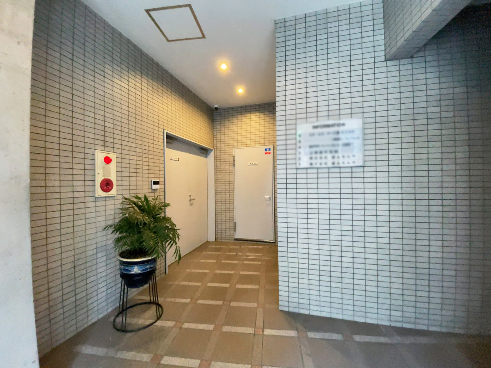 エントランス