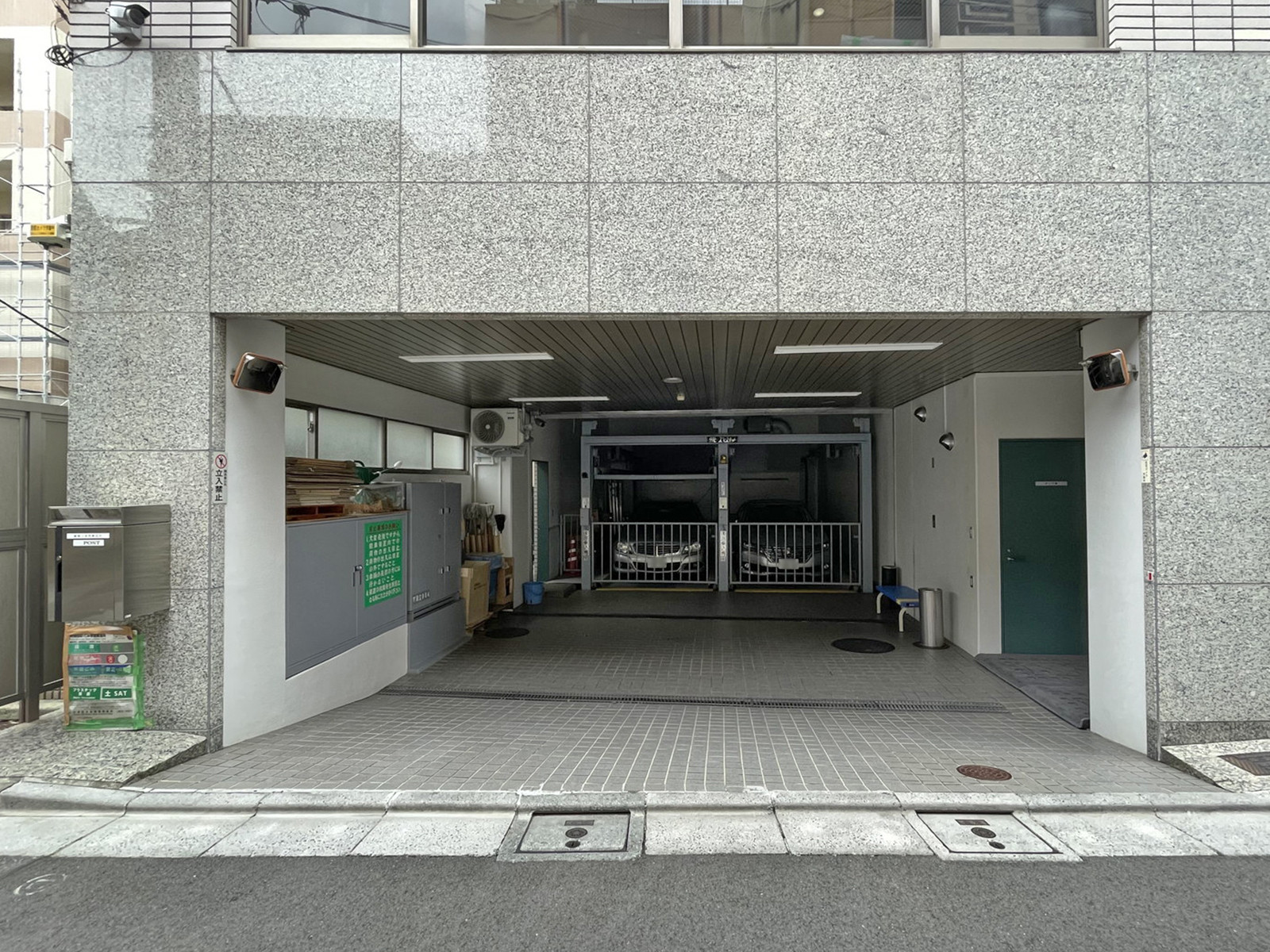 駐車場