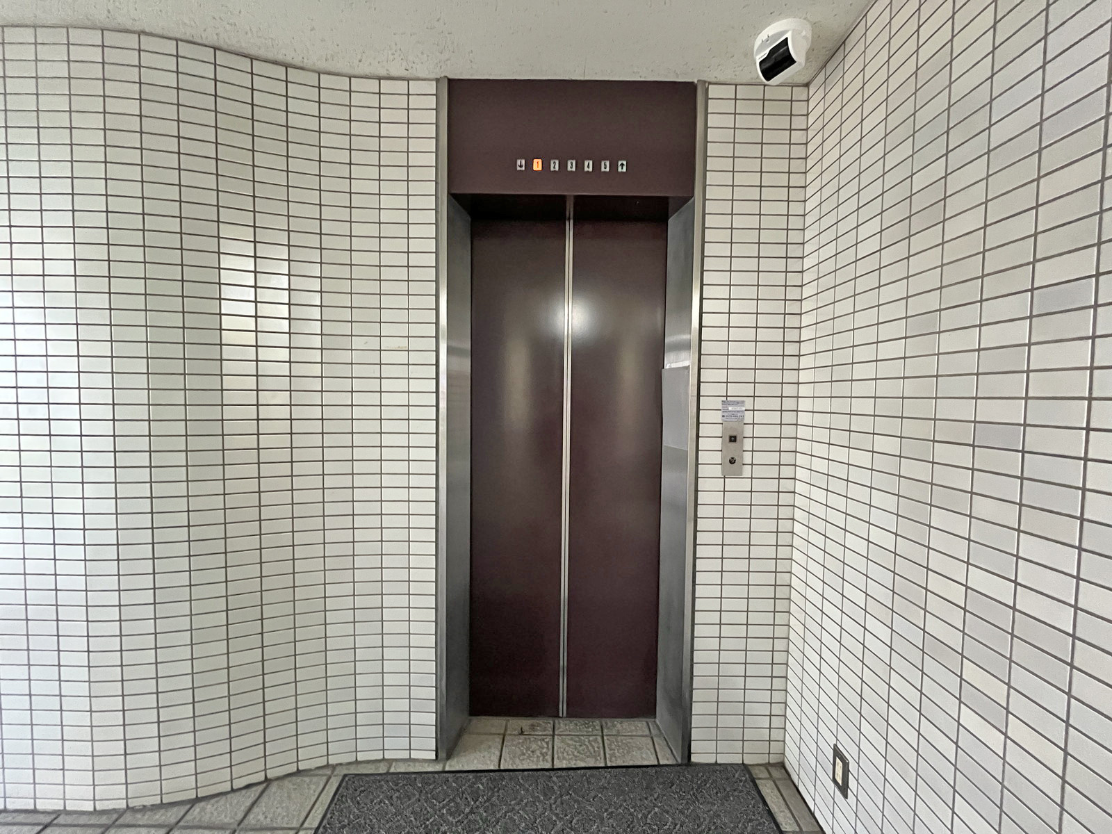 エレベーター(1基)