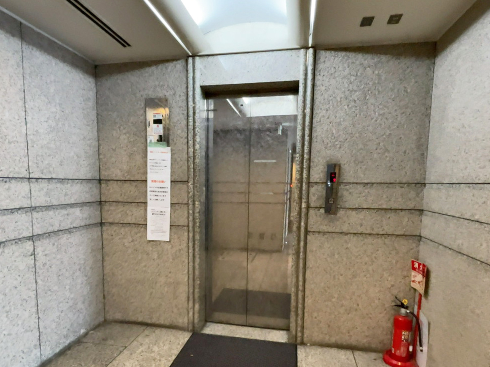 エレベーター