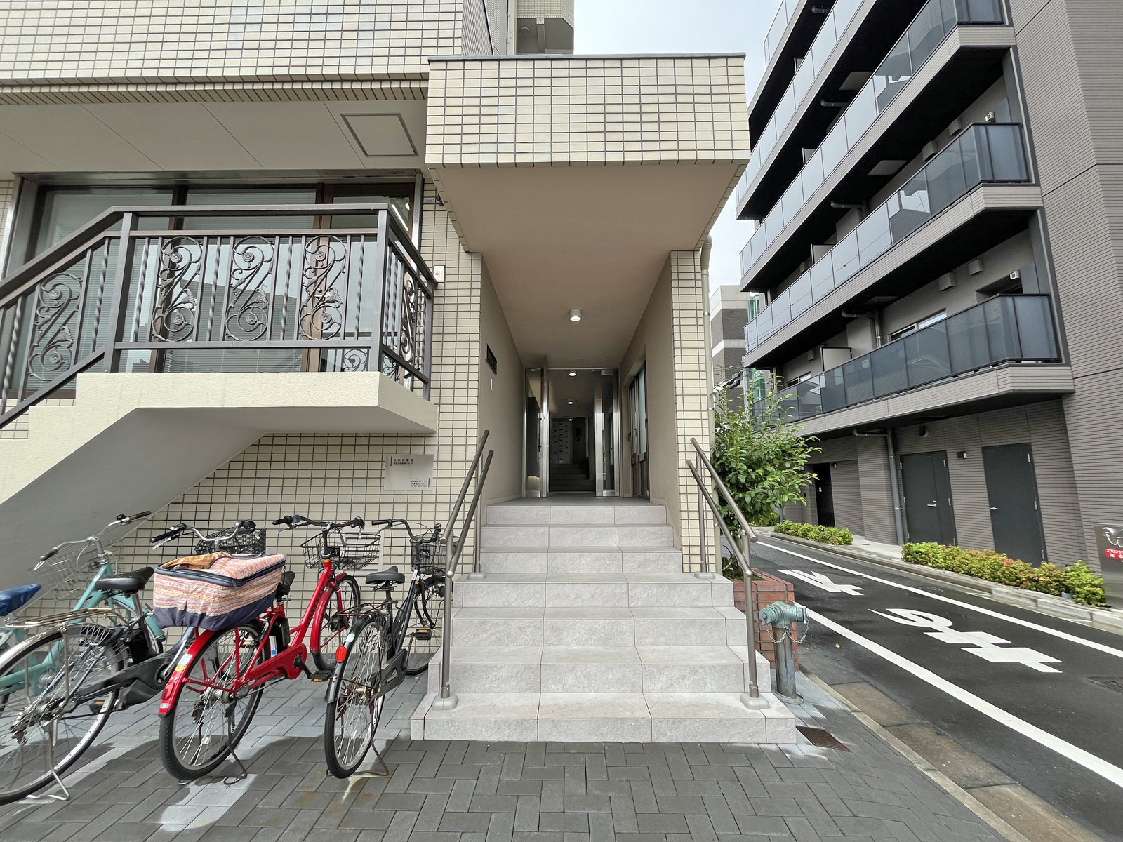 建物出入口