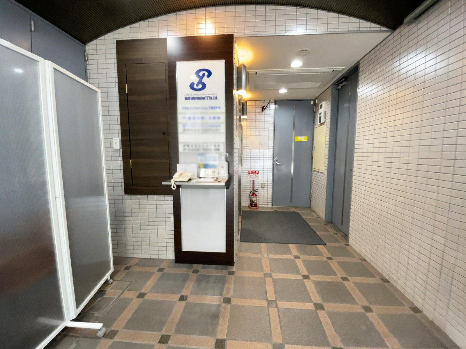 エントランス