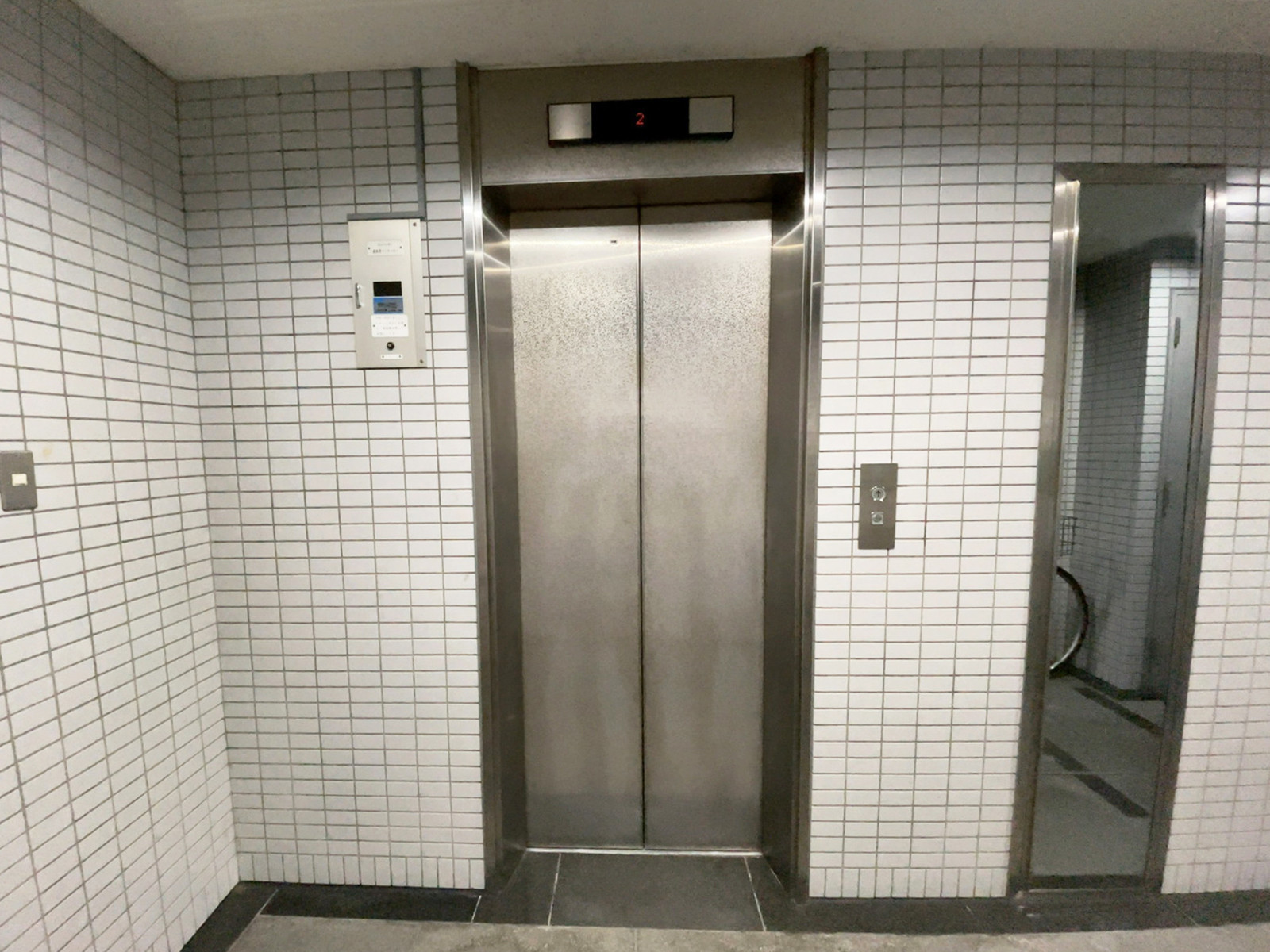 エレベーター