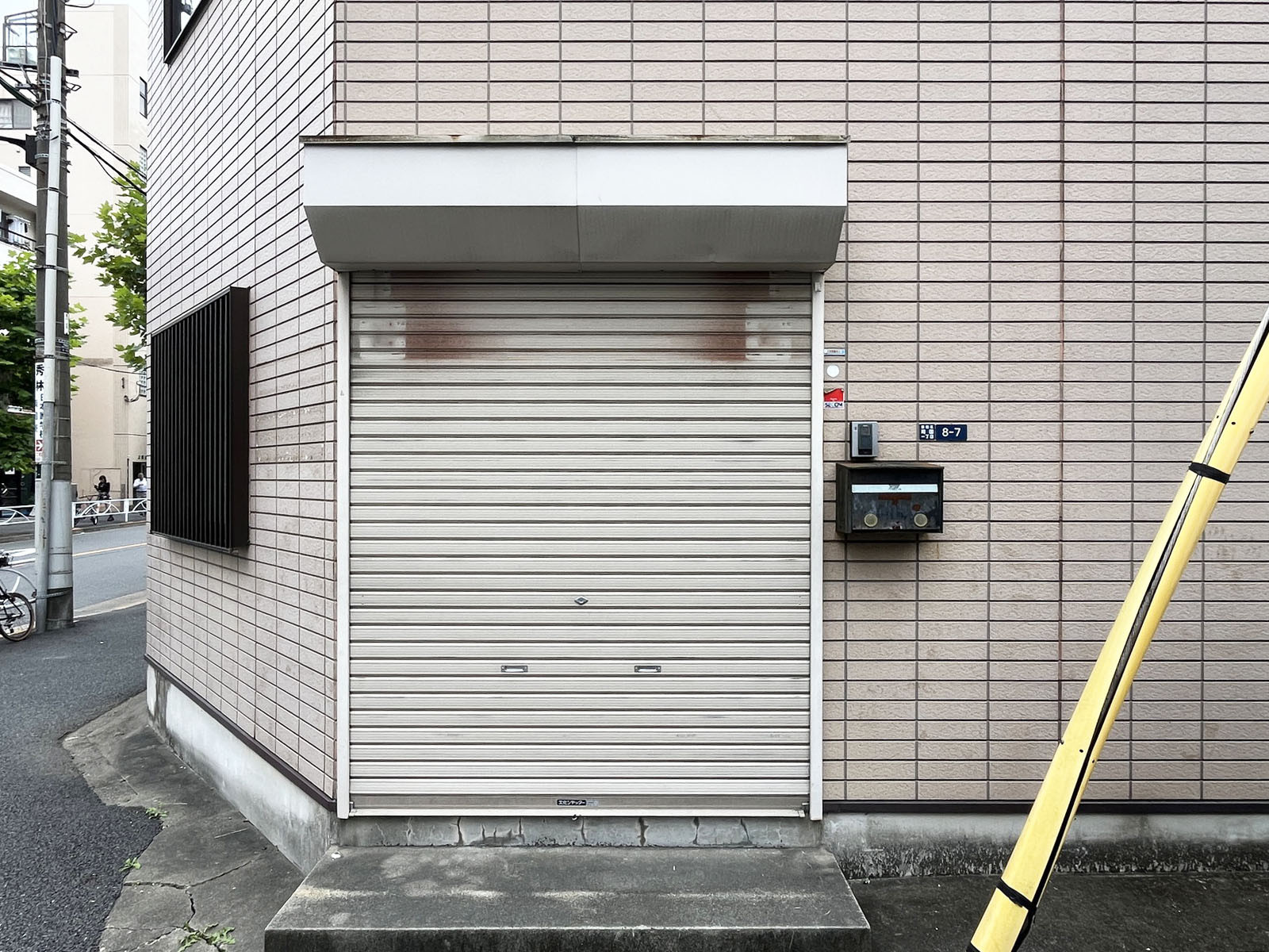 建物出入口