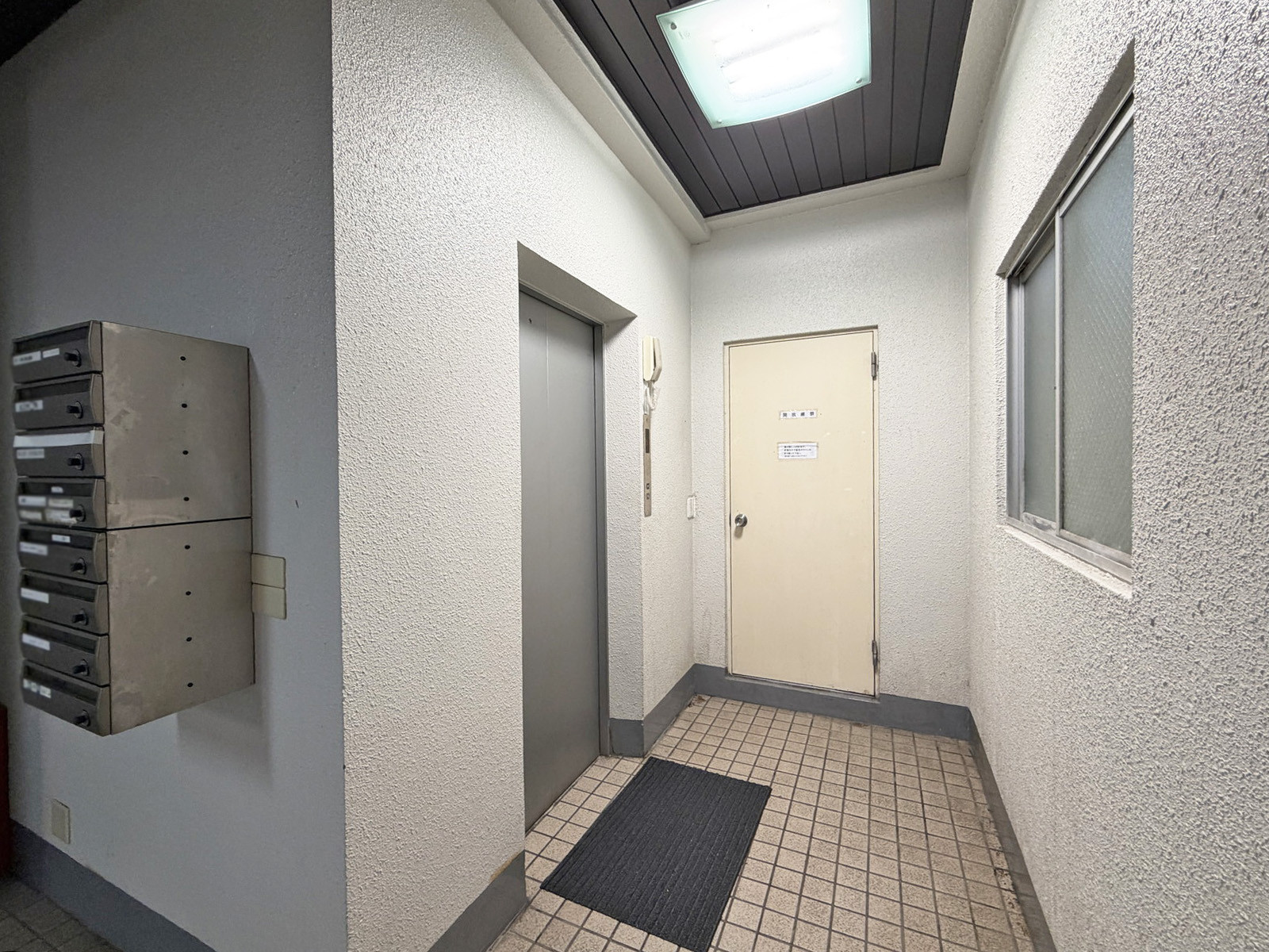 エレベーター(1基)