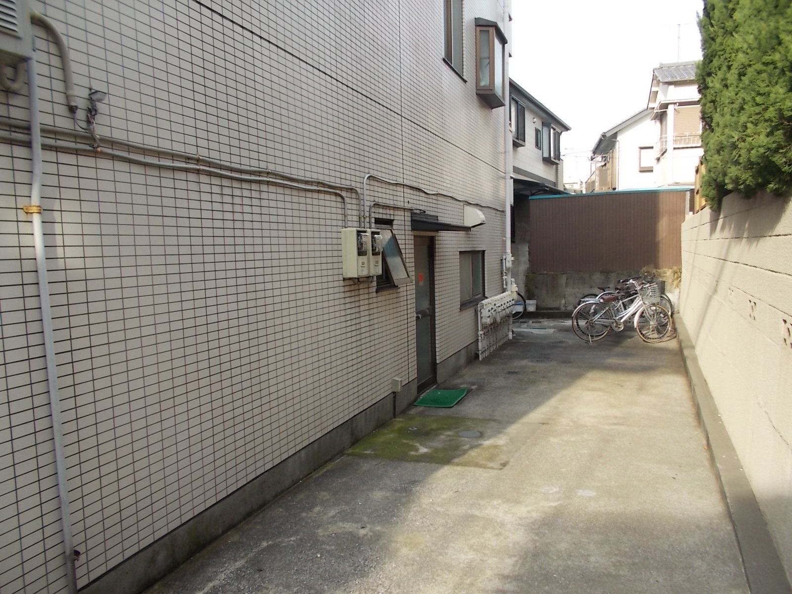 駐車スペース有り