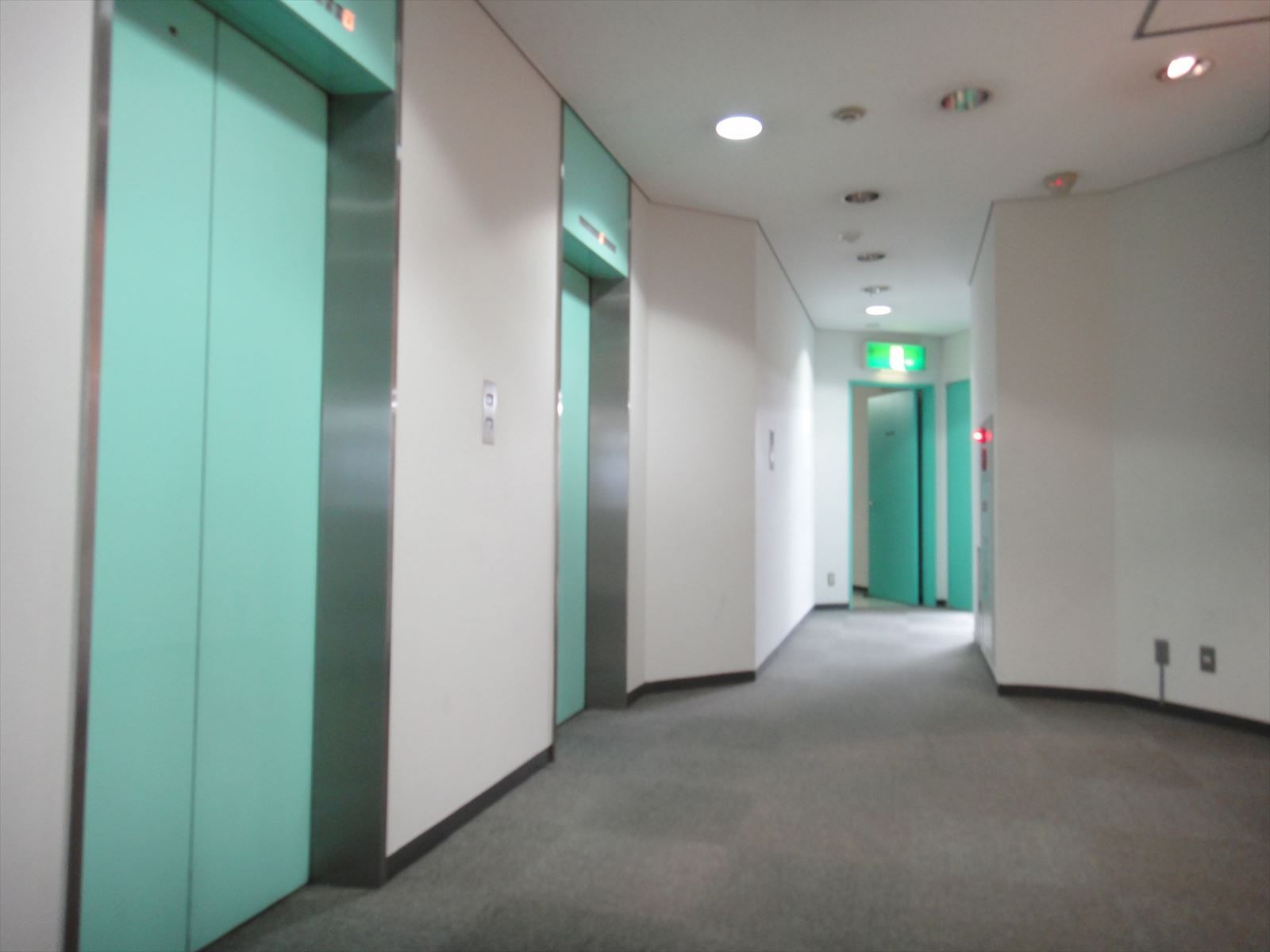 各階エレベーターホール