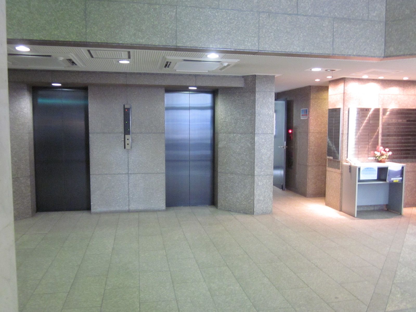 エントランス