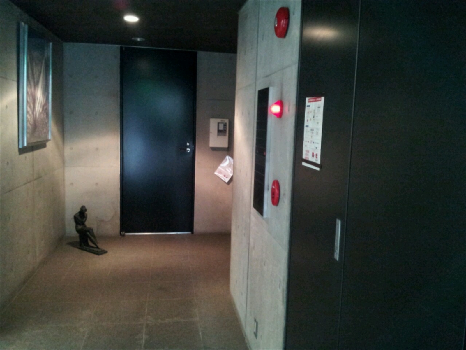 エレベーターホール