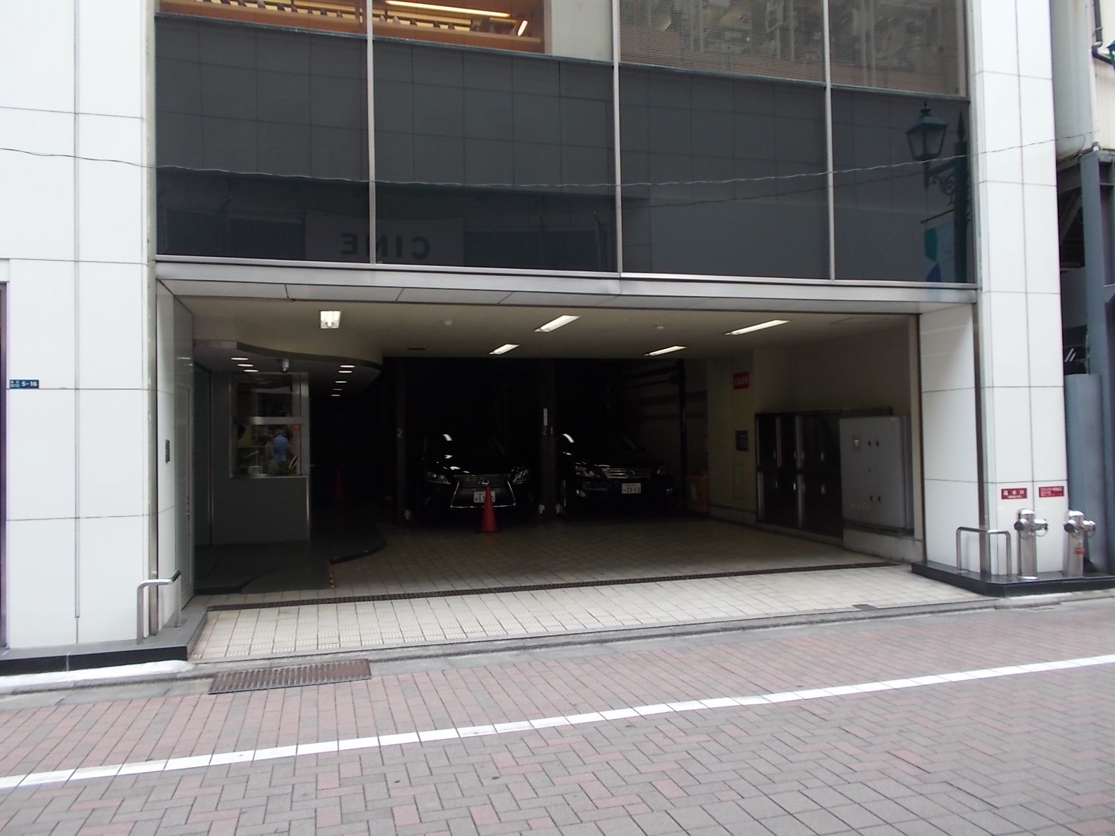 駐車場完備
