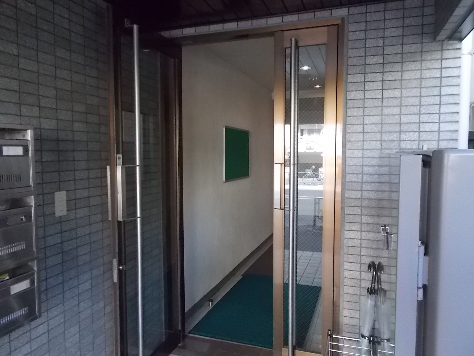 オフイスエントランス