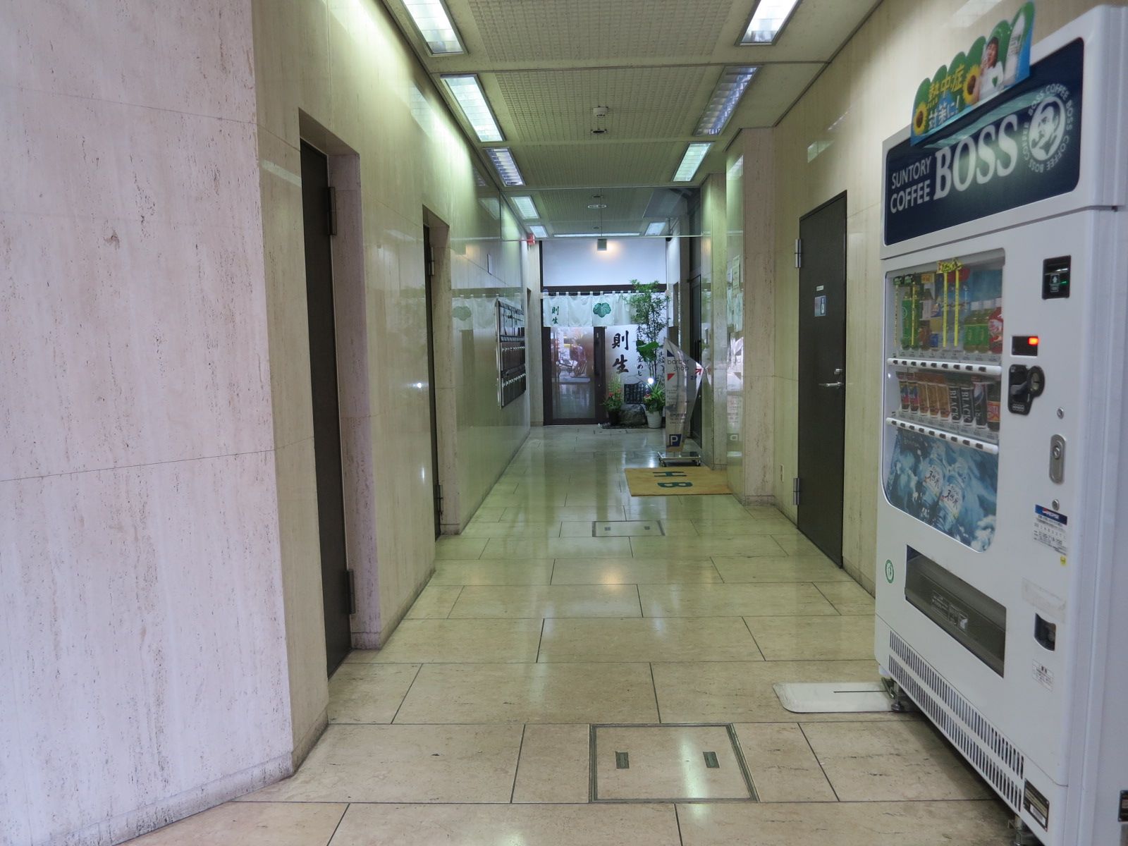 エレベーターホール