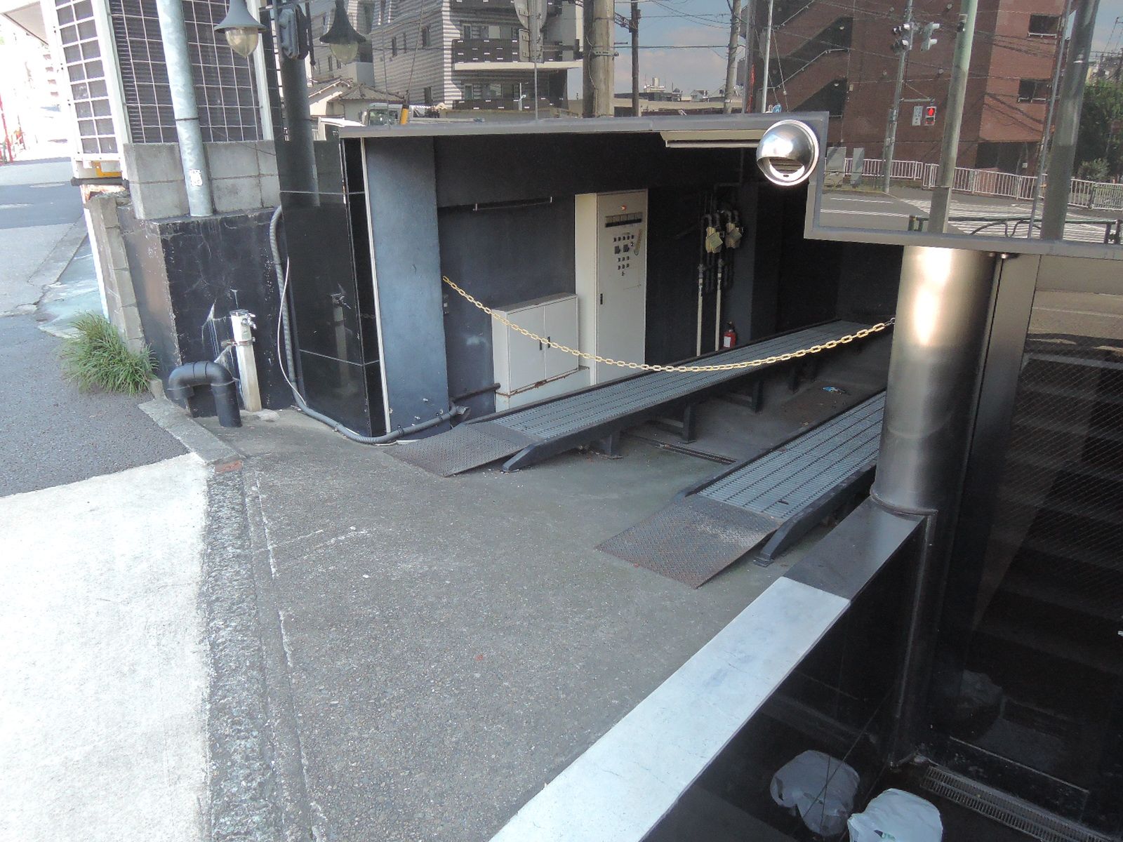 駐車場（空き要確認）