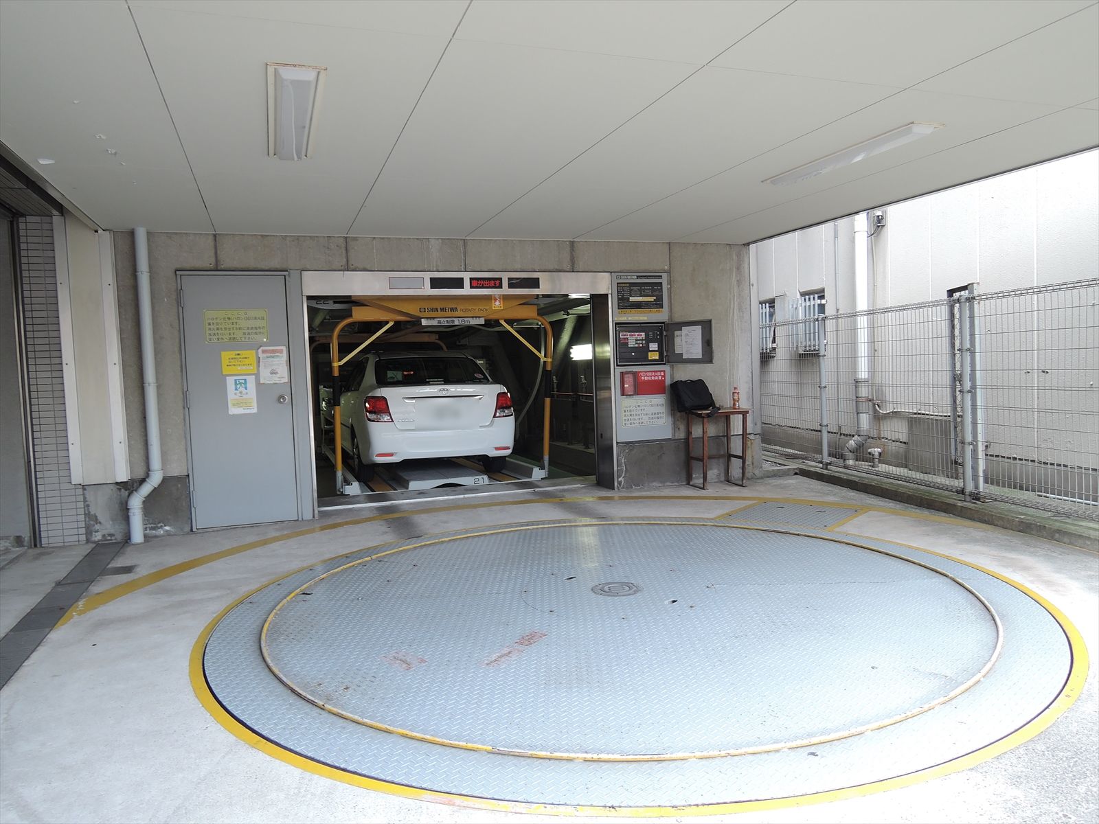駐車場
