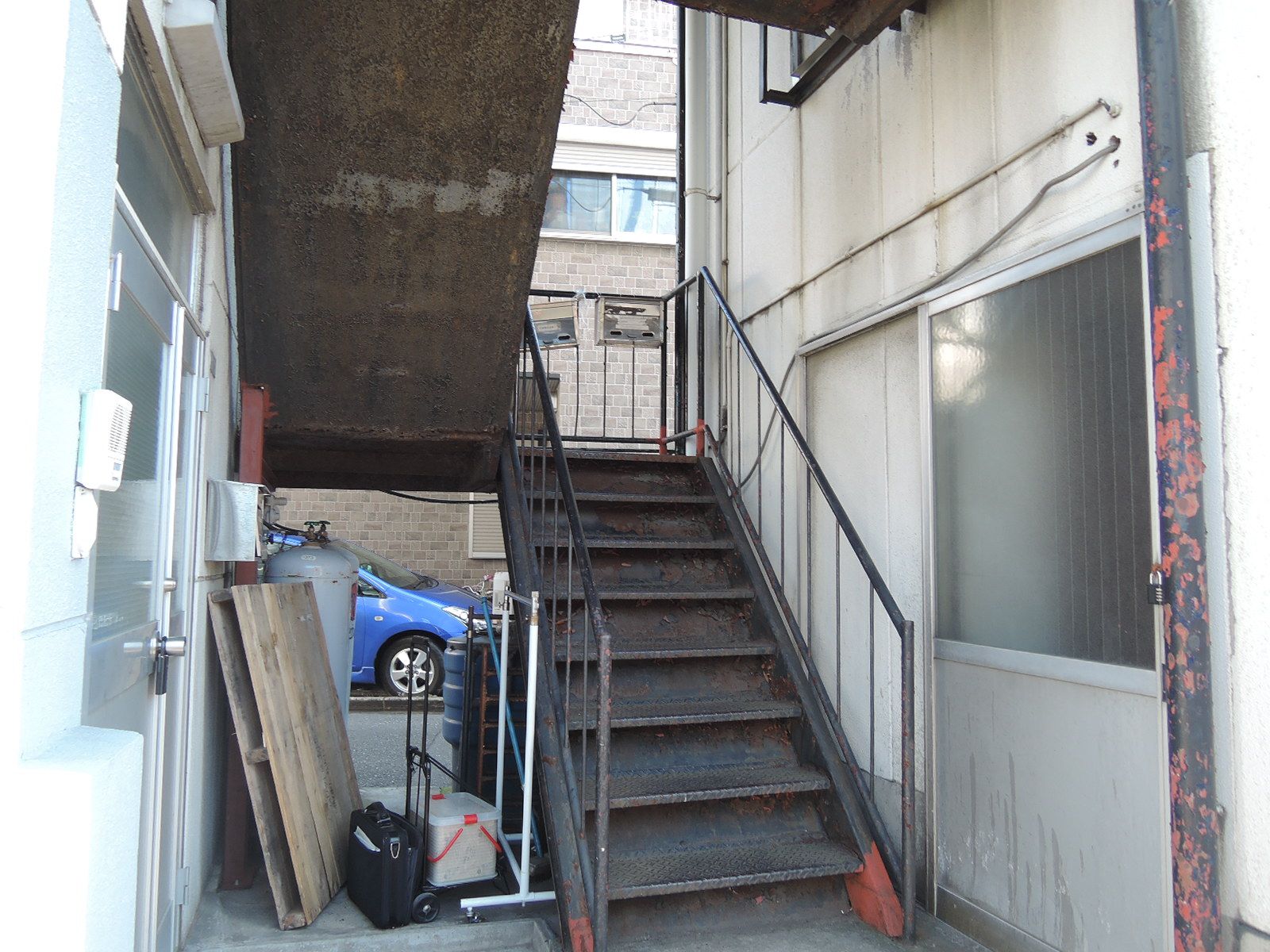 階段で昇り降り