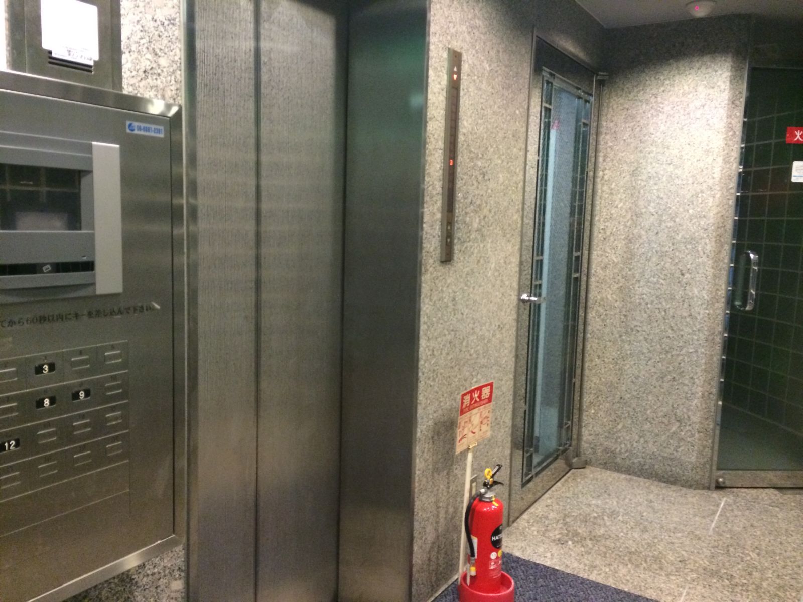 エレベーター