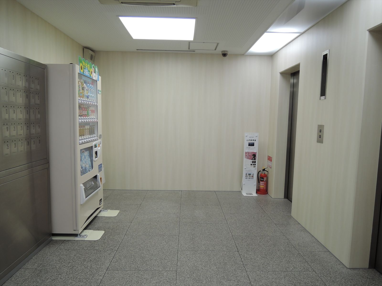 エレベーター前雰囲気