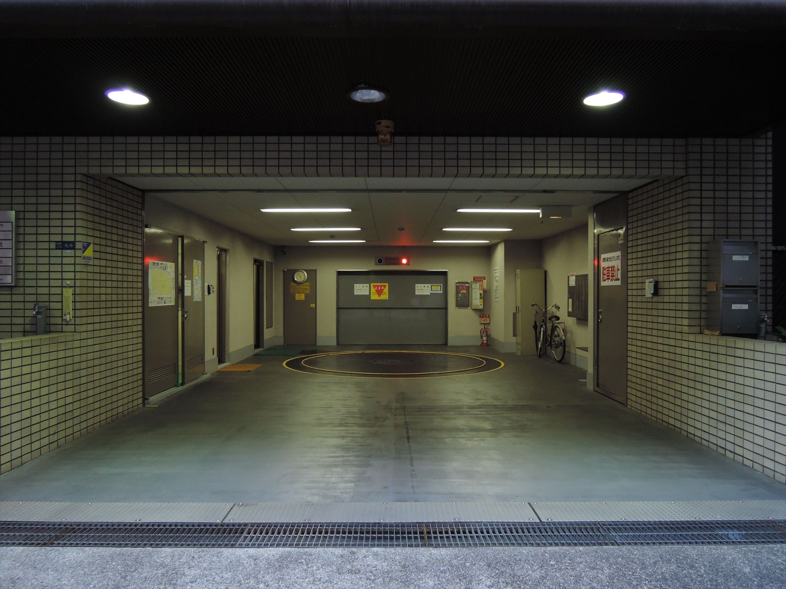 機械式駐車場