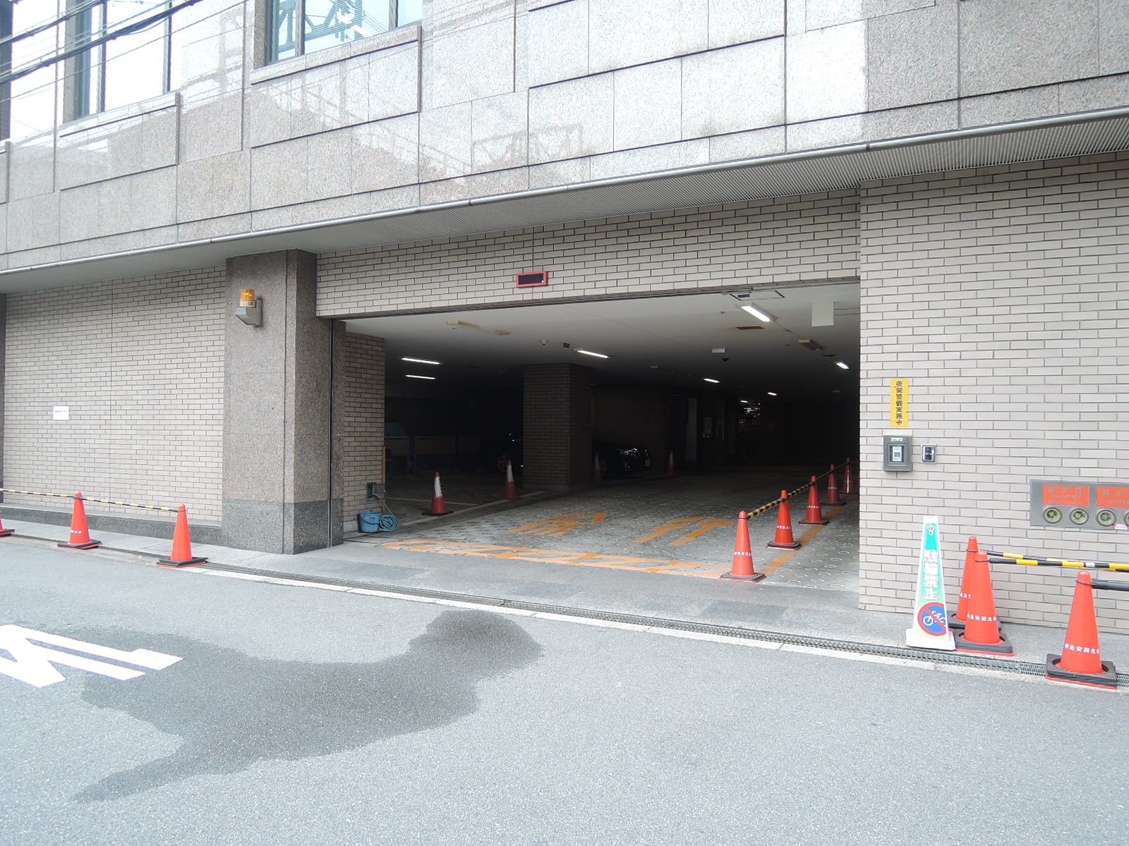 駐車場併設