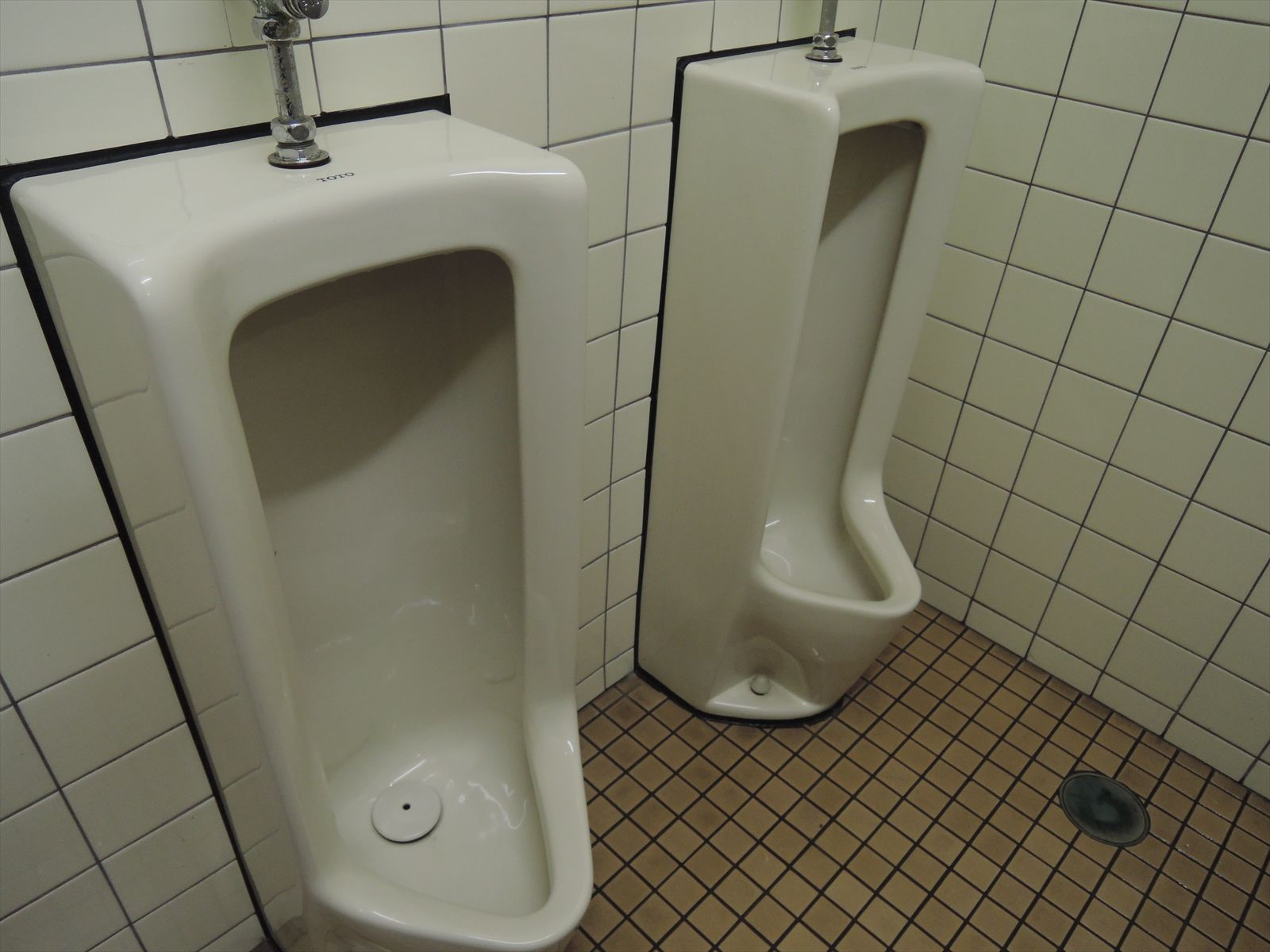 男性用トイレ