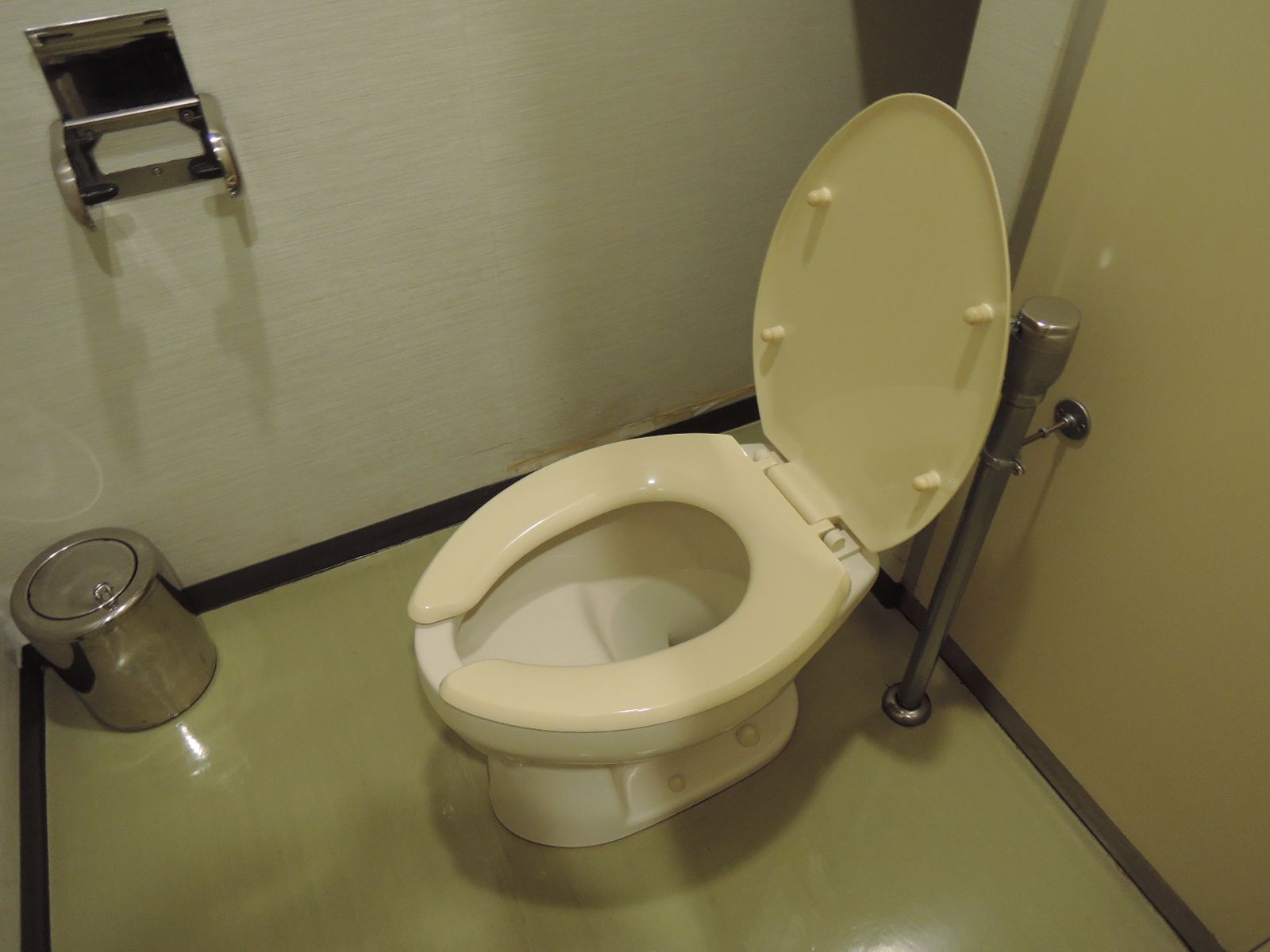 共用部トイレ