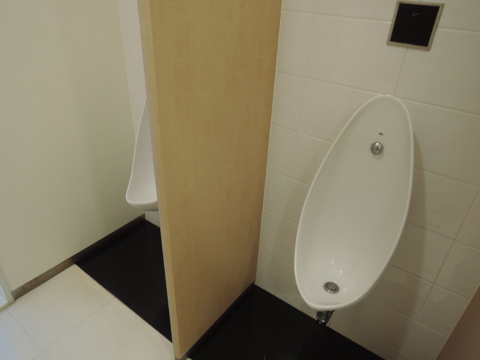 男性用トイレ