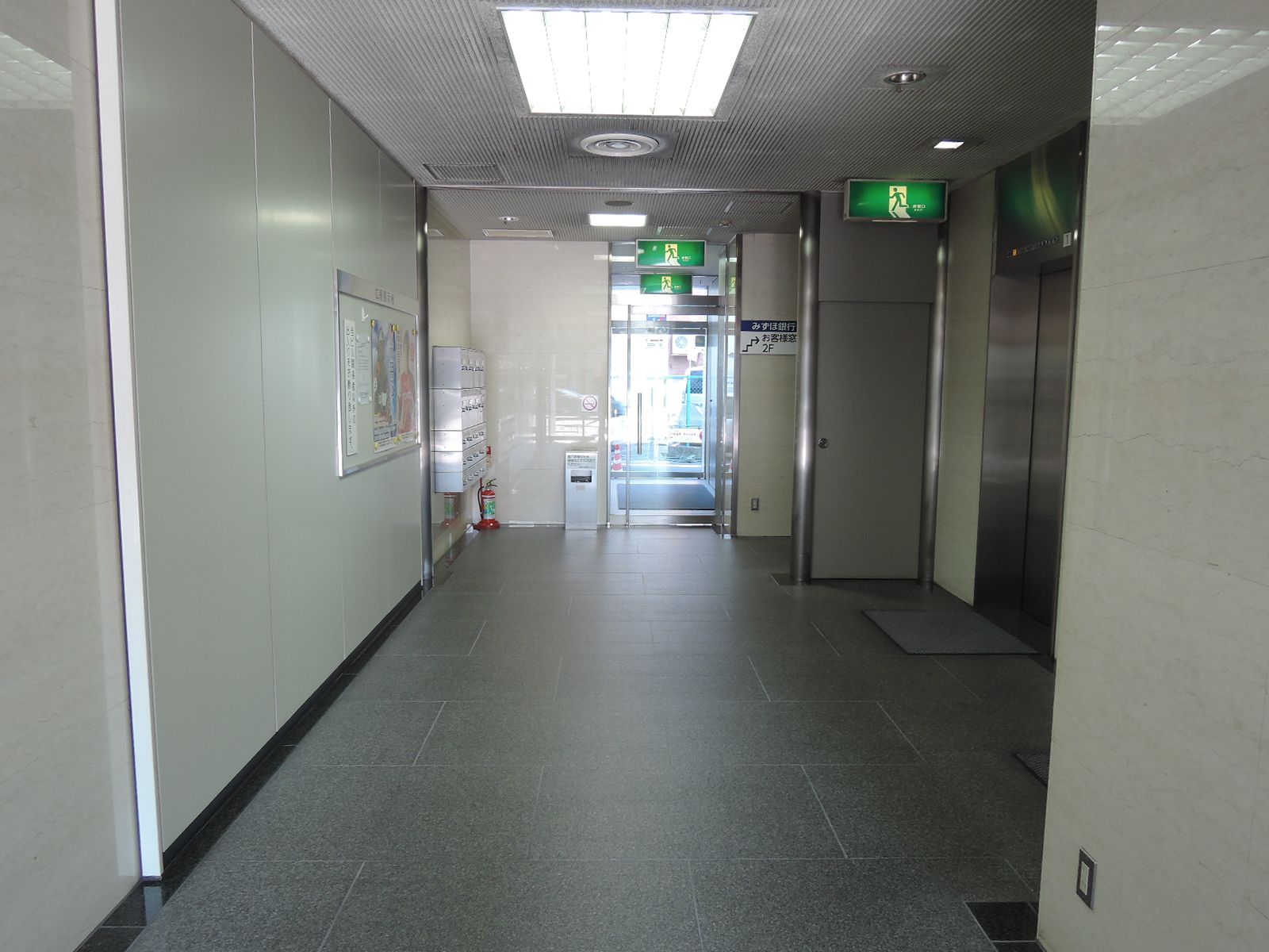 エレベーターホール