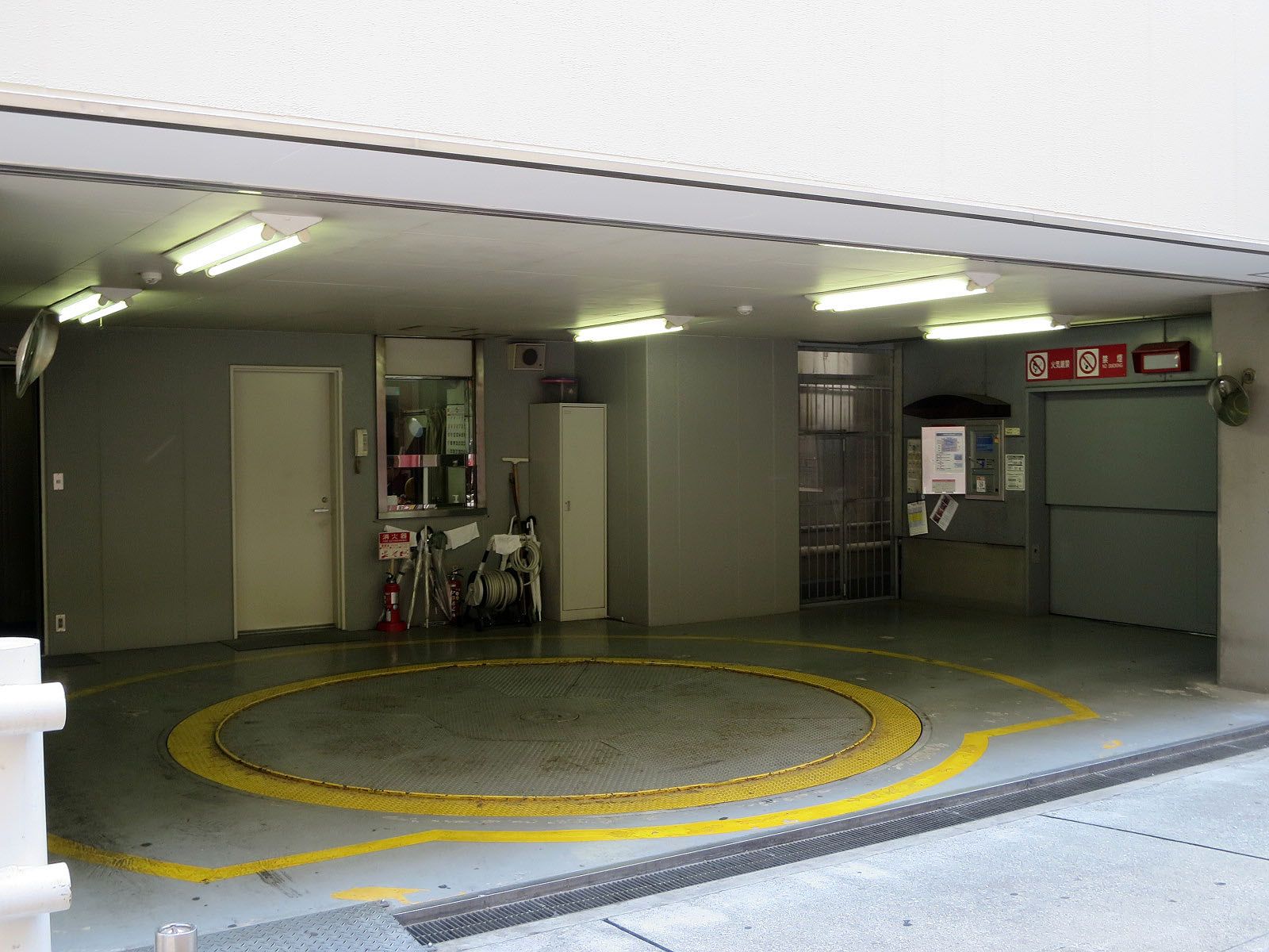 駐車場