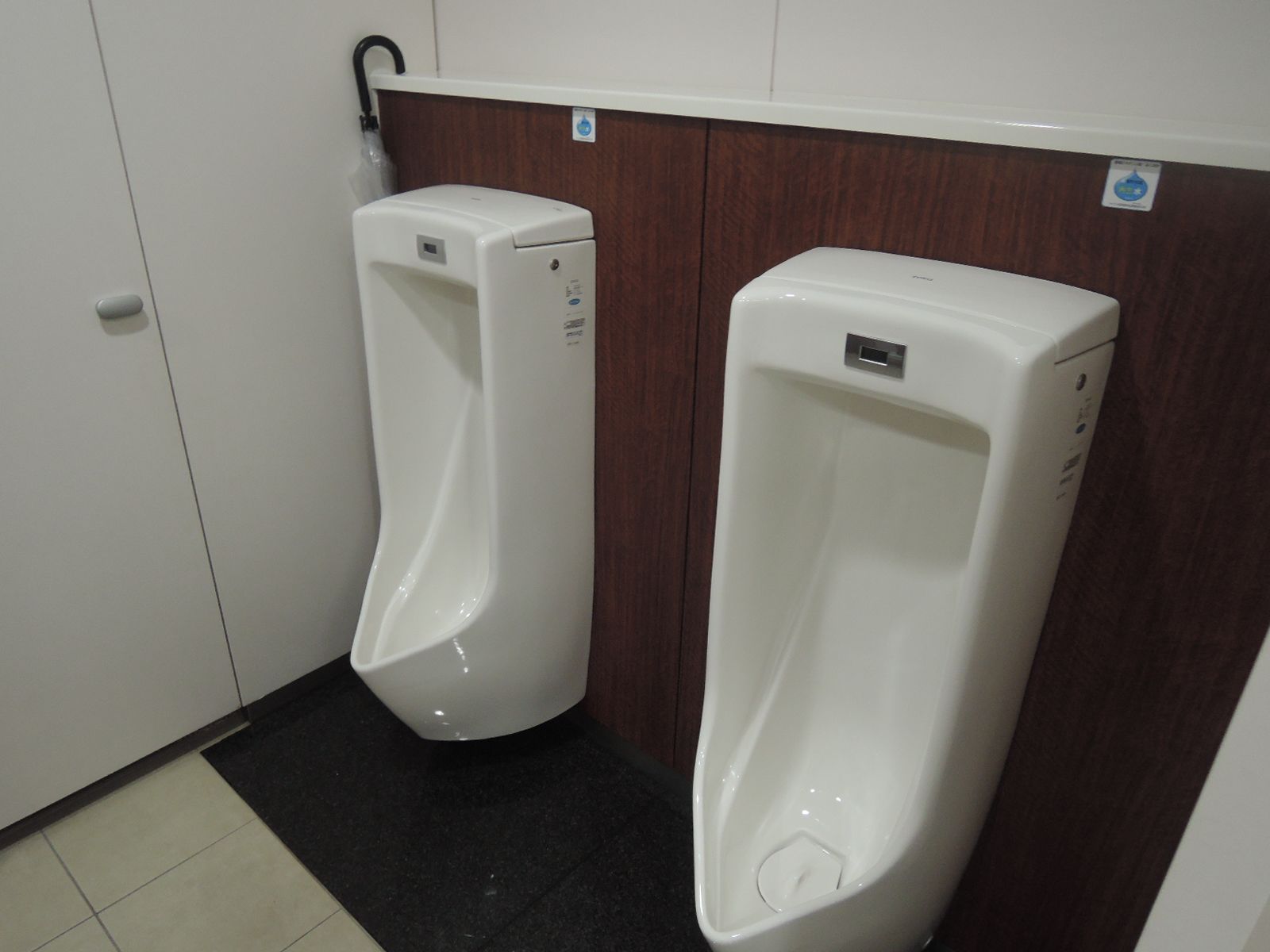 男性用トイレ